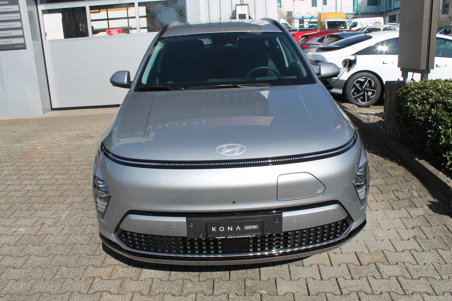 HYUNDAI Kona EV 65.4 kWh Amplia