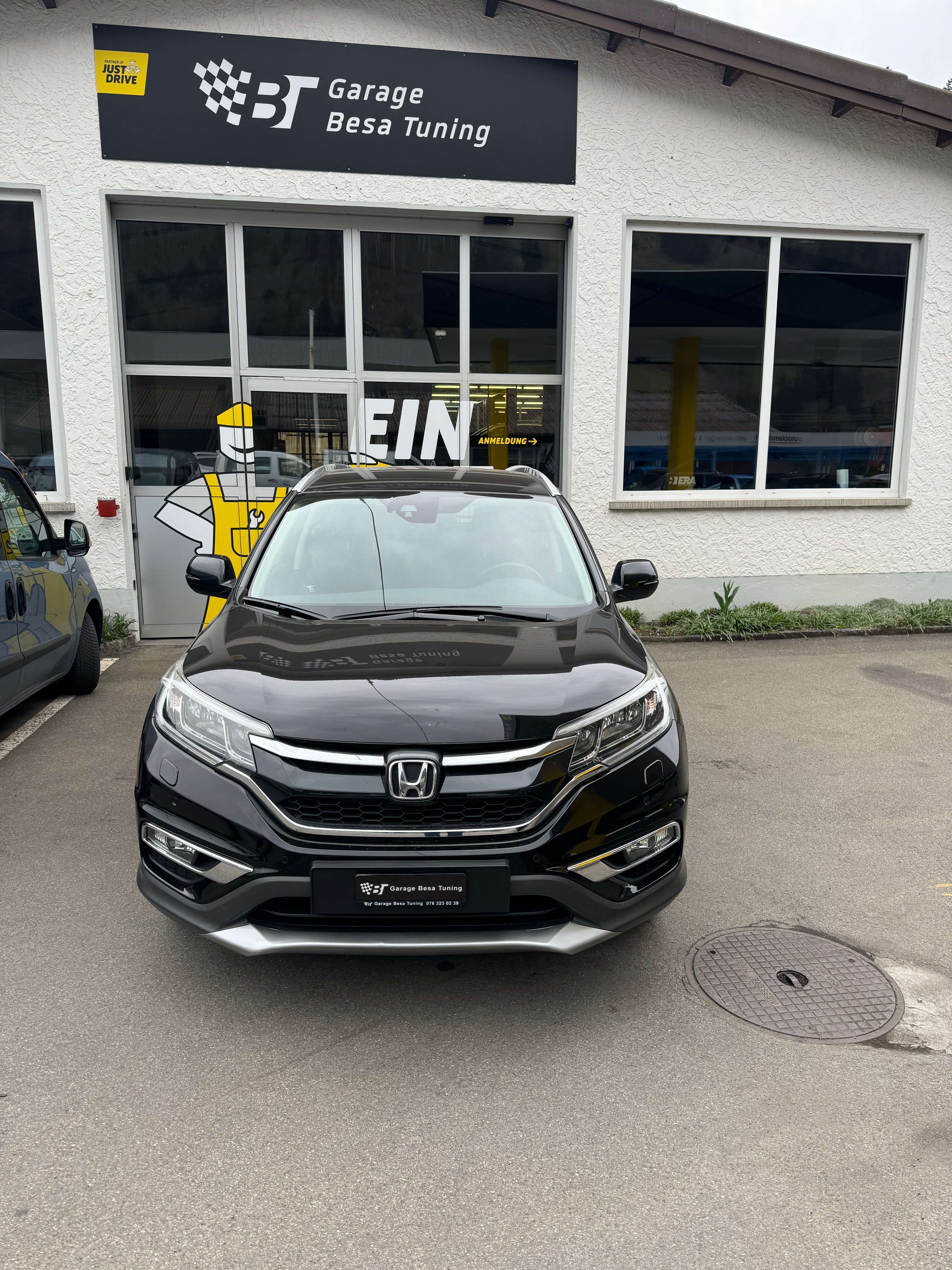Car photo