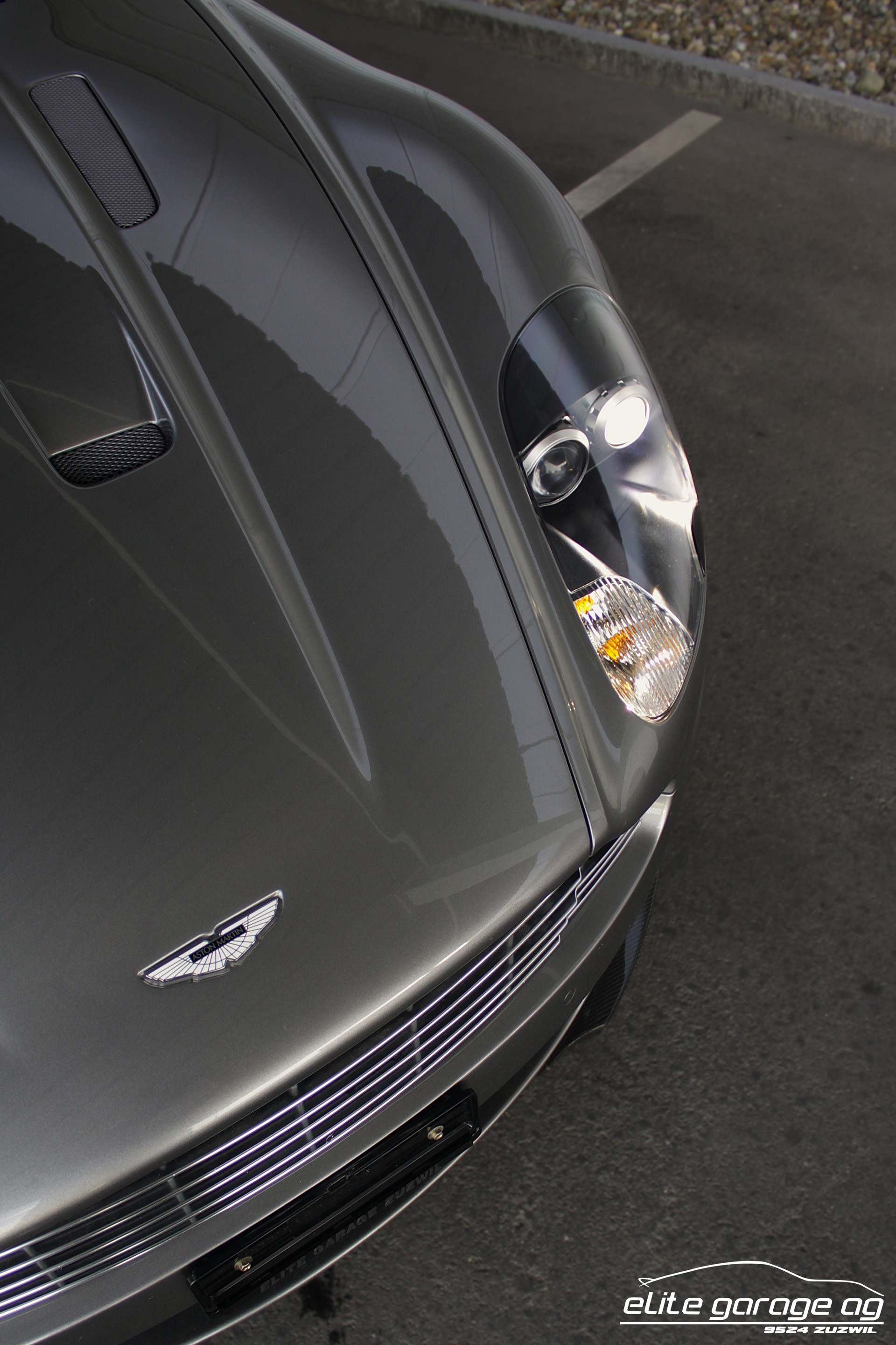 ASTON MARTIN DBS Coupé HANDSCHALTER-image-11