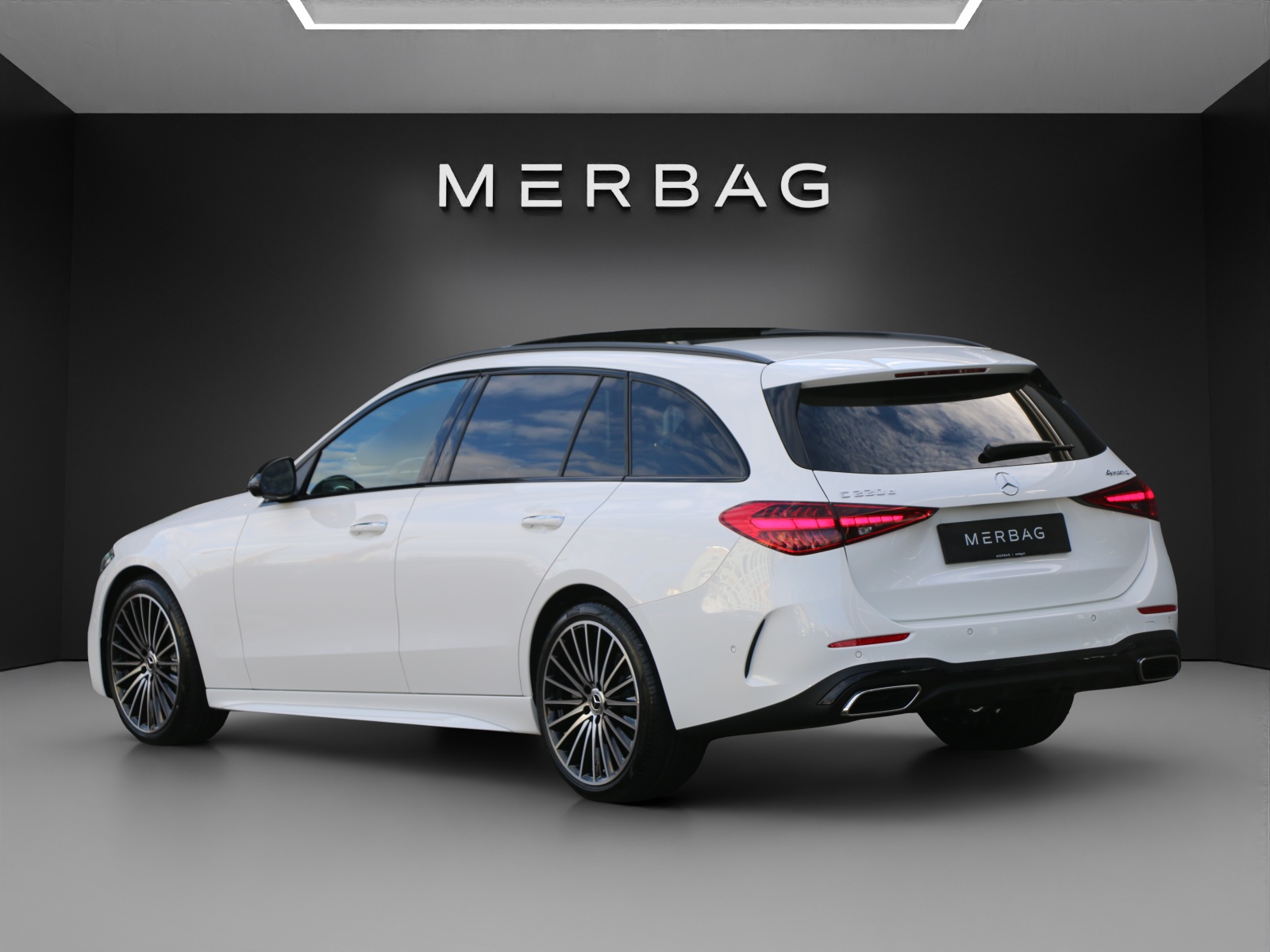 MERCEDES-BENZ C 220 d 4MATIC T-Modell Swiss Star-image-2