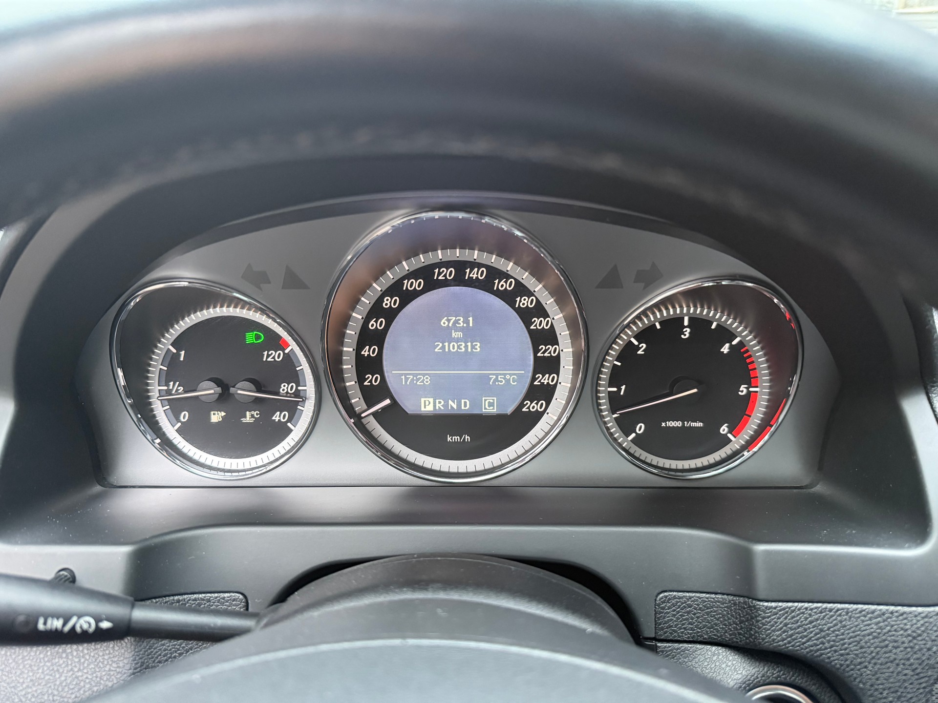MERCEDES-BENZ C 350 CDI BlueEff. Avantgarde 4Matic 7G-Tronic *CH Fahrzeug *Frisch ab MFK *Glas-Schiebedach *Lederausstattung *Tempomat-image-12