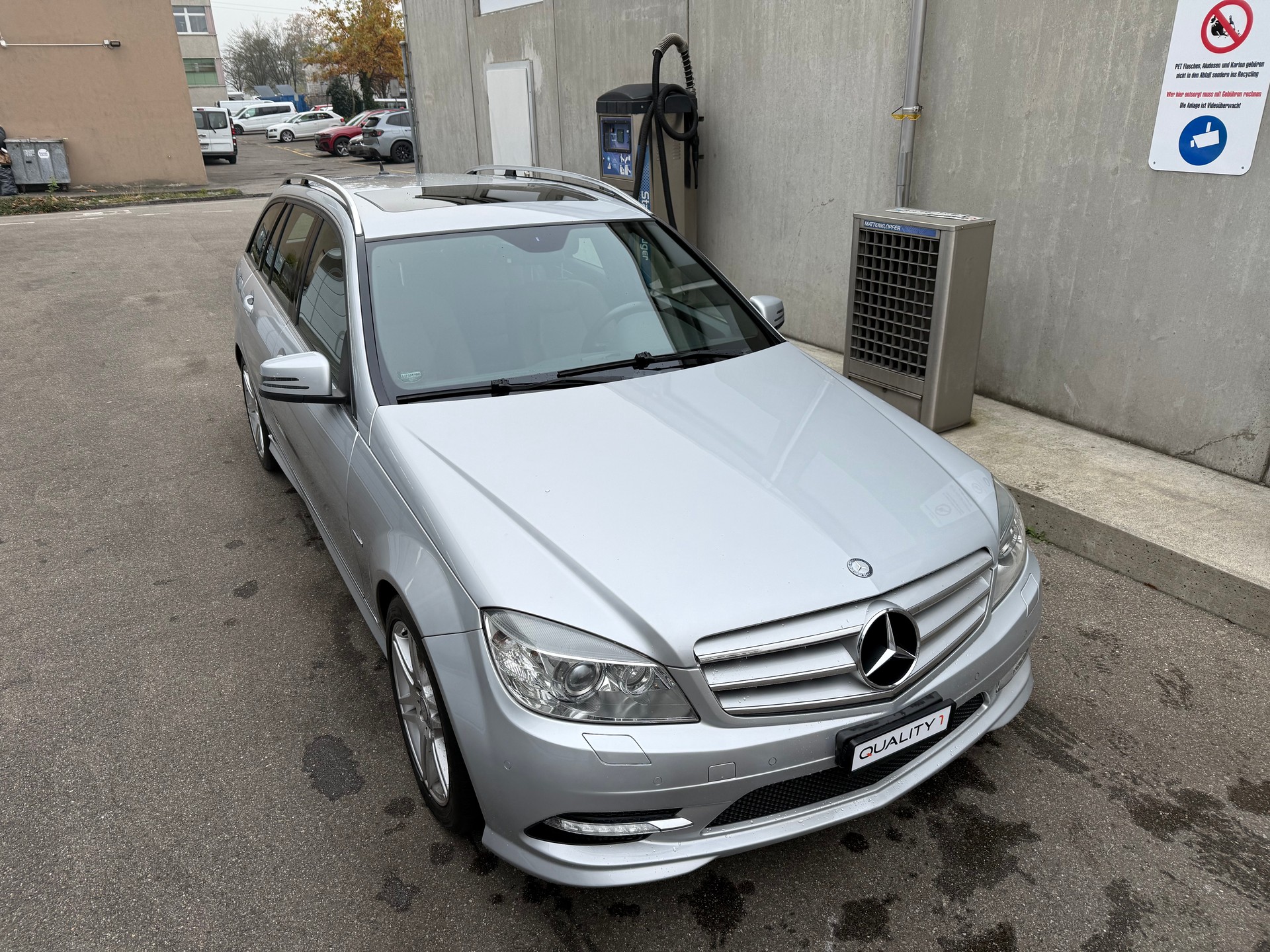 MERCEDES-BENZ C 350 CDI BlueEff. Avantgarde 4Matic 7G-Tronic *CH Fahrzeug *Frisch ab MFK *Glas-Schiebedach *Lederausstattung *Tempomat-image-2