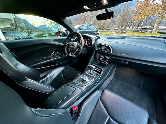 AUDI R8 Coupé performance S-Tronic-image-20