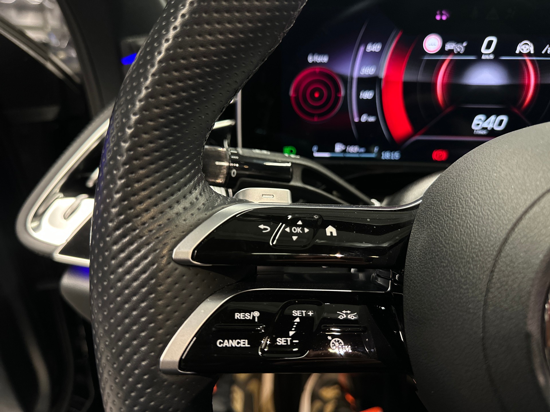 MERCEDES-BENZ E 450 AMG Line 4matic *CH-Auto*Gratis Service*MSI Garantie bis 07.27*Top Ausstattung*Sitzbelüftung*-image-19