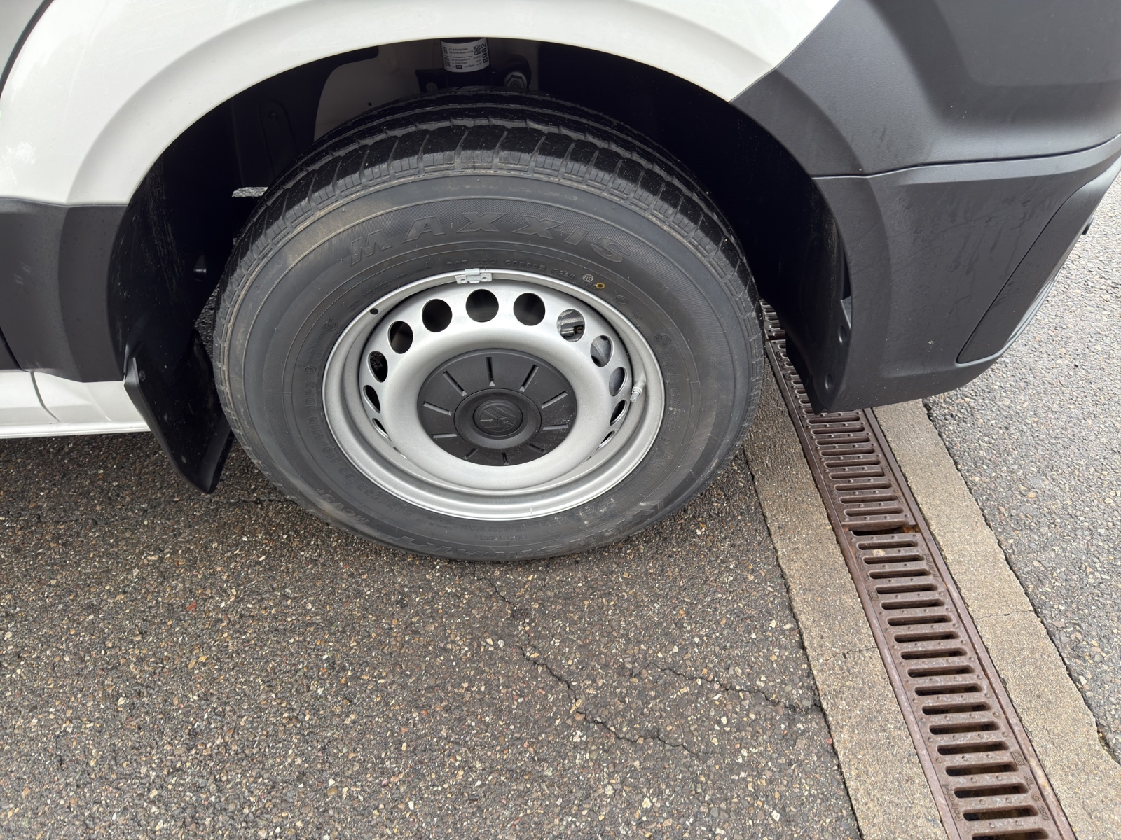 VW Crafter 35 2.0 TDI Entry L3 A-image-18