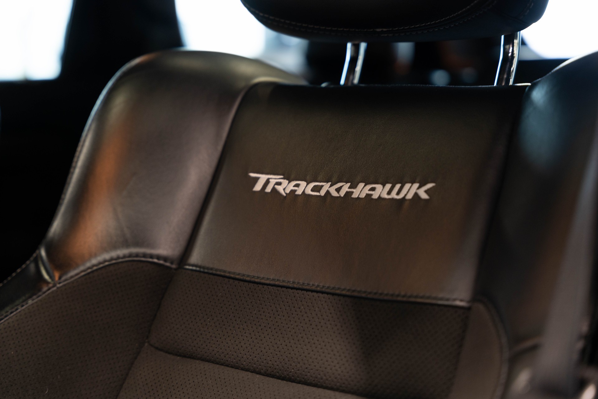 JEEP Grand Cherokee 6.2 V8 HEMI Trackhawk Automatic / CH Auto / Gratis Service / Vollausstattung /-image-11