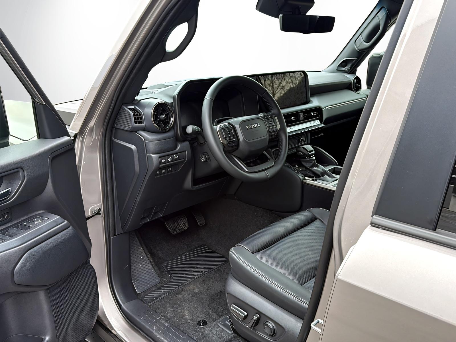 TOYOTA Land Cruiser 2.8 D 48V Invincible-image-6