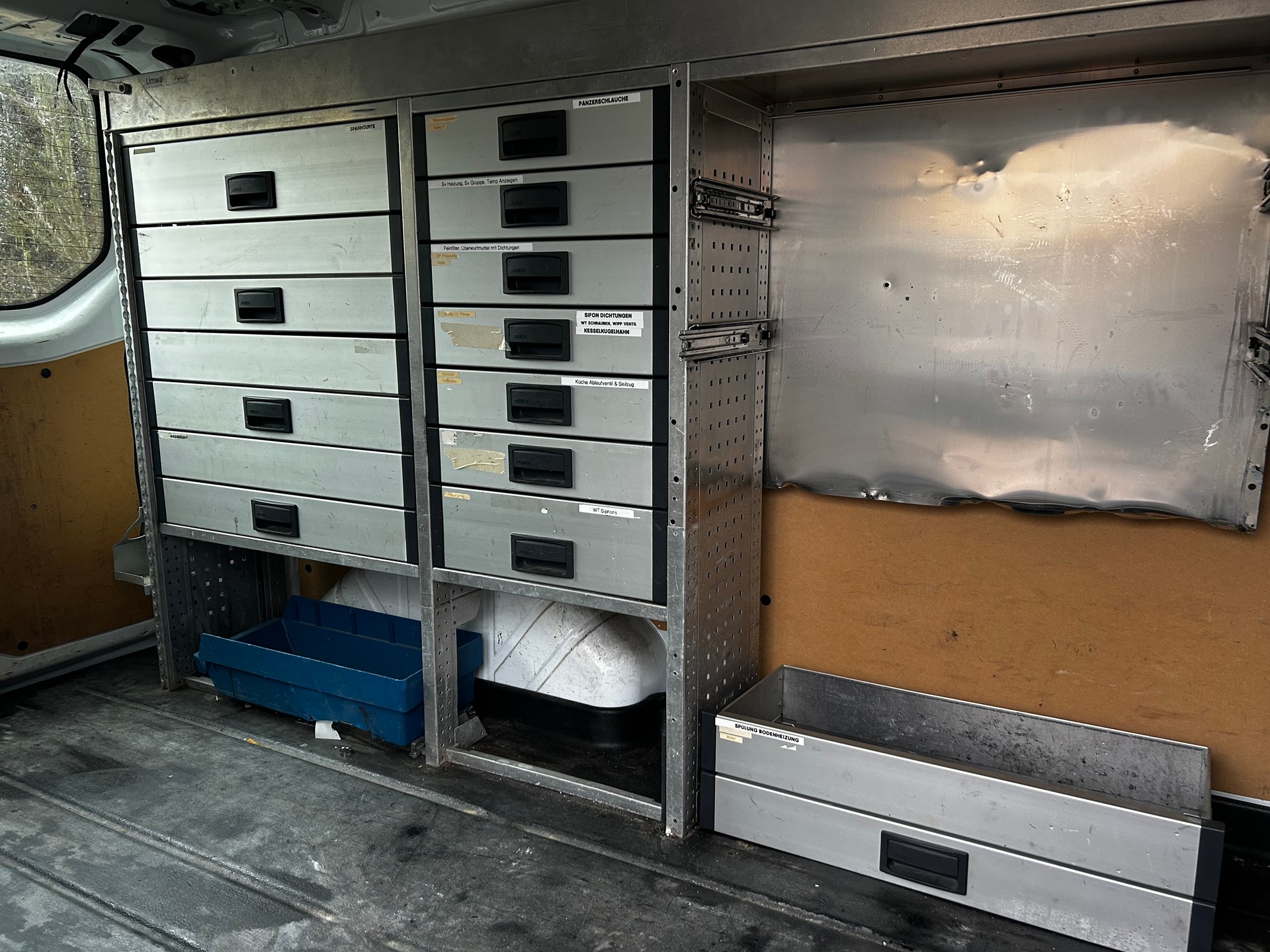 FORD Transit Custom Van 280 L1H1 Trend A-image-8