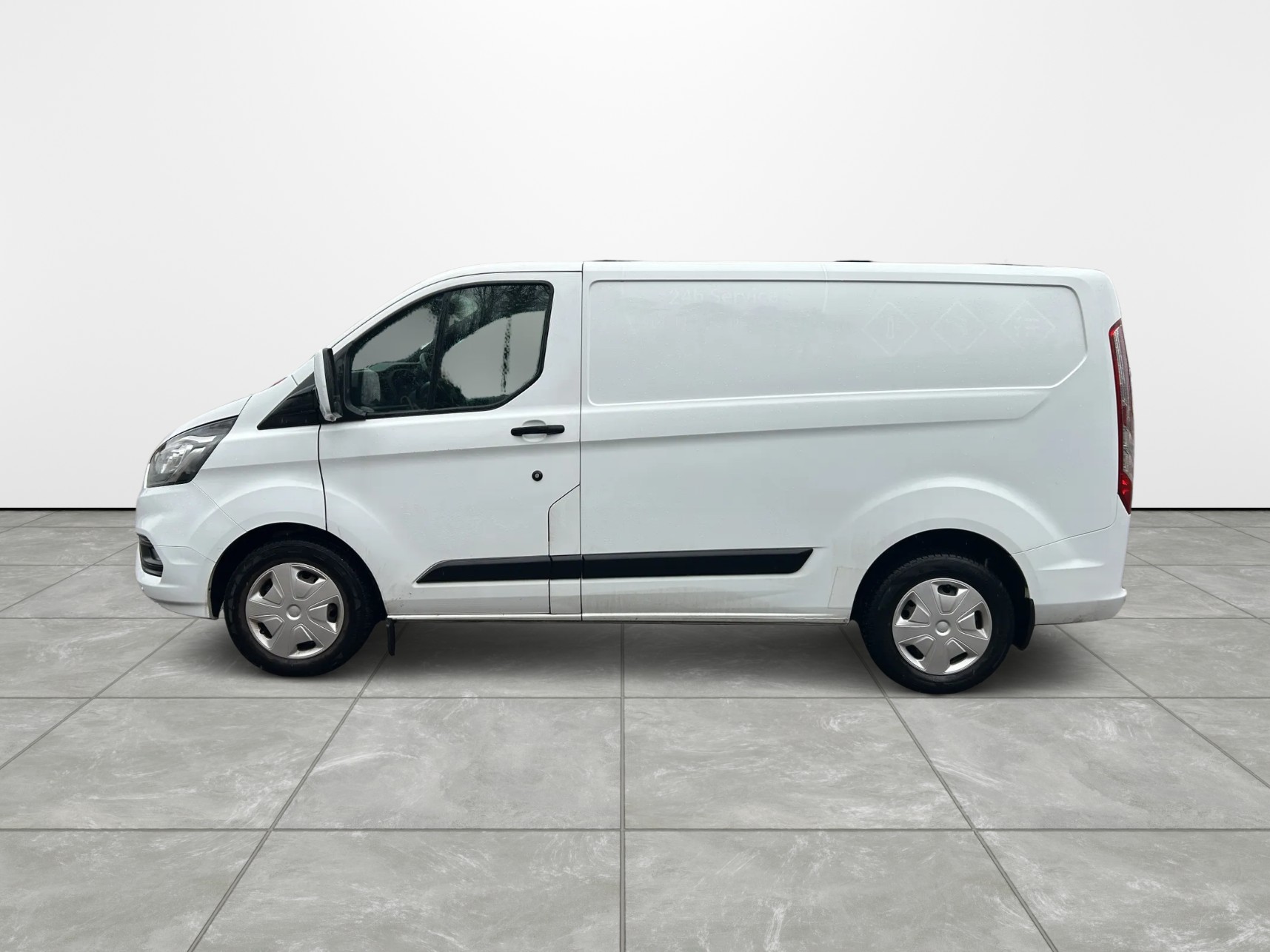 FORD Transit Custom Van 280 L1H1 Trend A-image-10