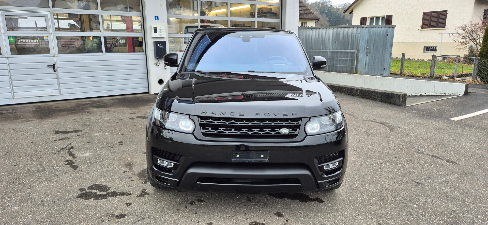 LAND ROVER Range Rover Sport 3.0 SDV6 HSE Automatic-image-1