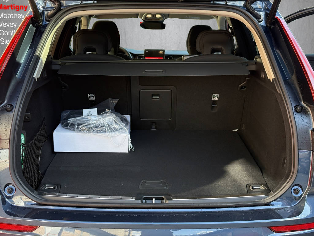 Image VOLVO XC60 XC60 2.0 T6 TE Ultra Dark eAWD