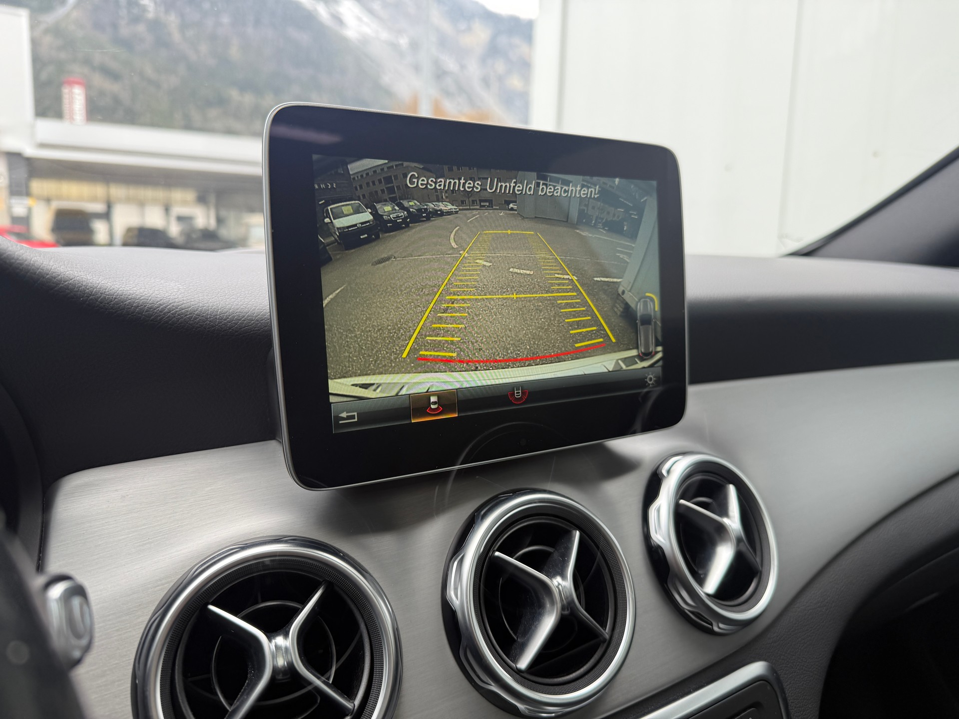MERCEDES-BENZ GLA 250 AMG Line 4Matic 7G-DCT *TOPZUSTAND* SEHR GEPFLEGT*-image-22