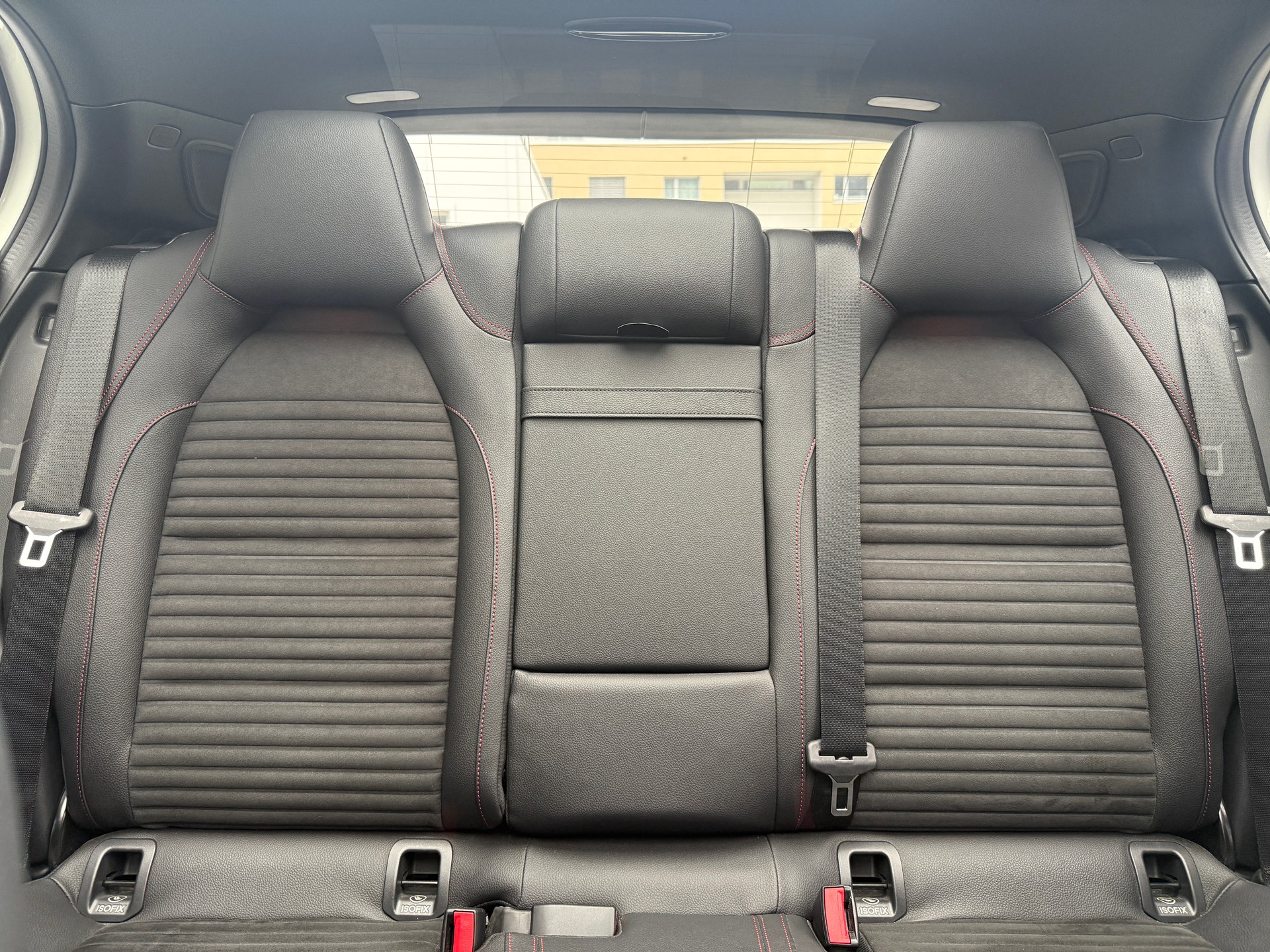 MERCEDES-BENZ GLA 250 AMG Line 4Matic 7G-DCT *TOPZUSTAND* SEHR GEPFLEGT*-image-19