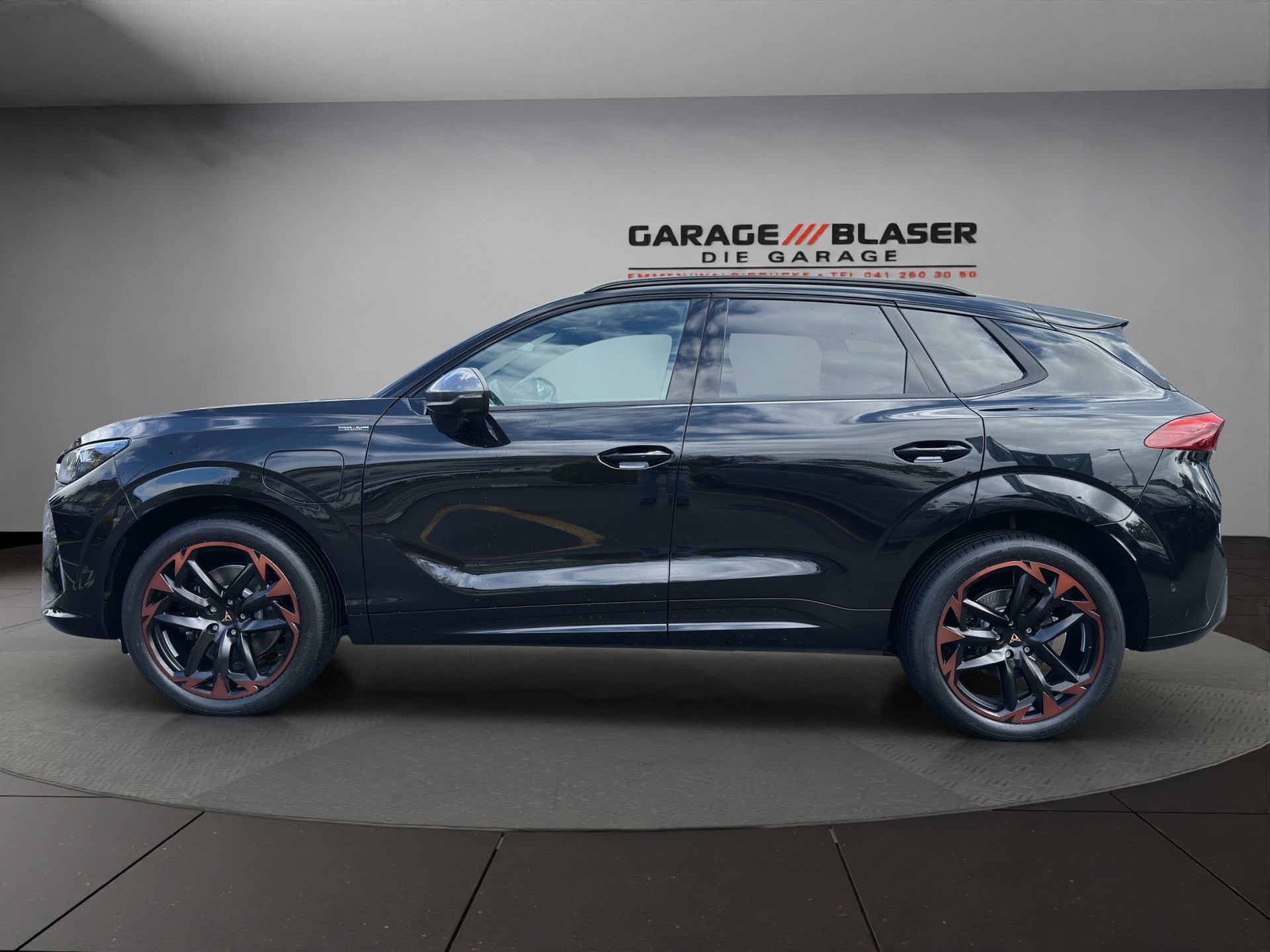 CUPRA Terramar 1.5 eHybrid DSG VZ-image-1