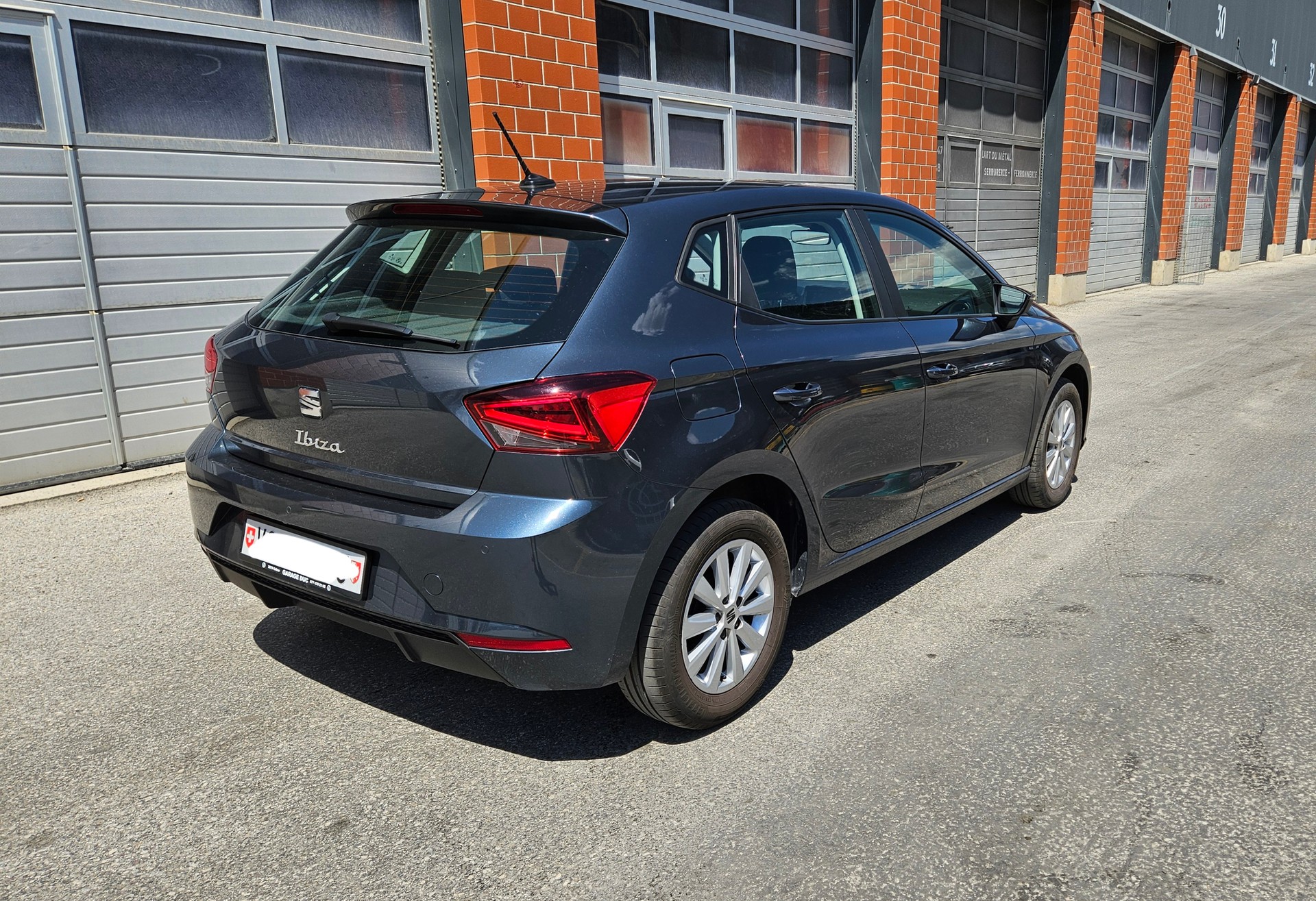 SEAT IBIZA 1.0 MPi Style-image-2