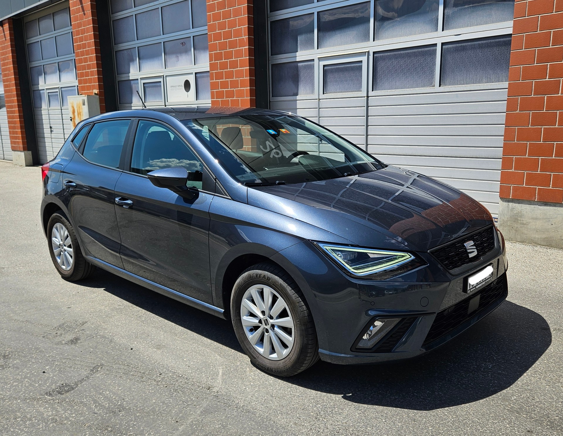 SEAT IBIZA 1.0 MPi Style-image-0