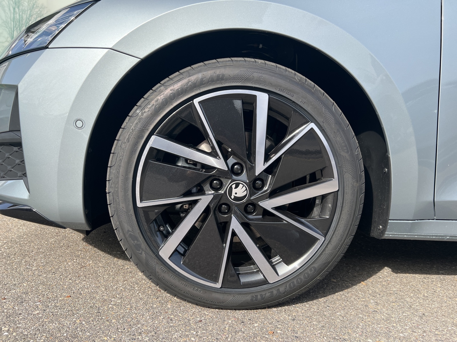 SKODA Octavia Combi 2.0 TSI DSG Dynamic 4x4-image-10