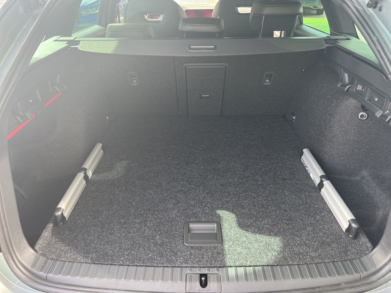 SKODA Octavia Combi 2.0 TSI DSG Dynamic 4x4-image-9
