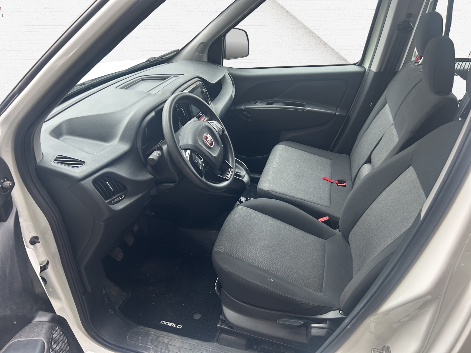 FIAT Doblo Cargo L1 1.6 JTD 90 Swiss-image-11