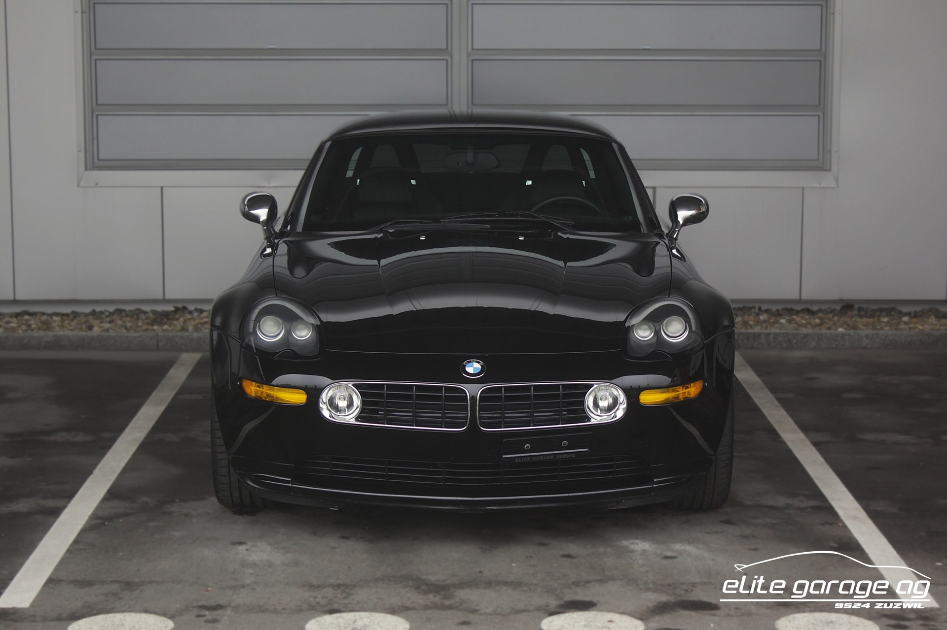 BMW Z8 Roadster-image-7