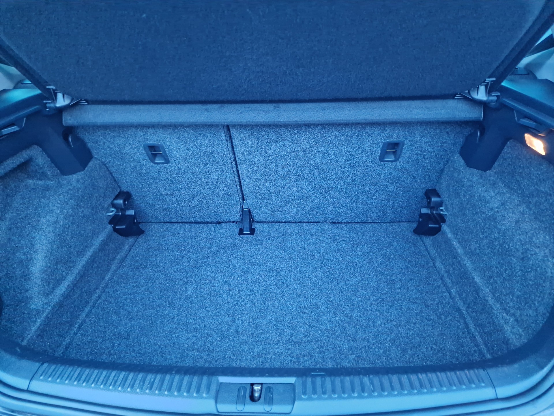VW Polo 1.2 TSI Design-image-11