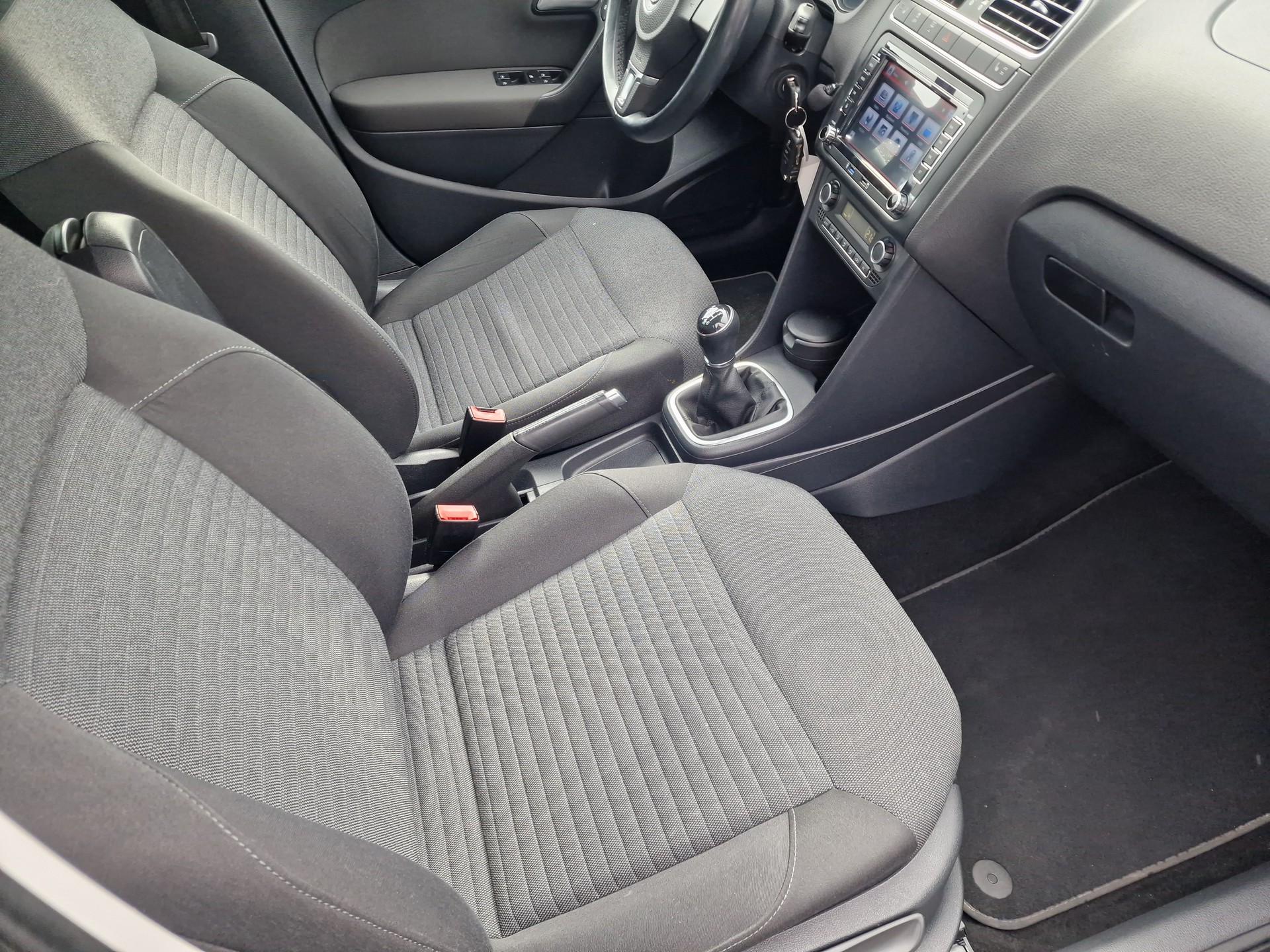 VW Polo 1.2 TSI Design-image-6