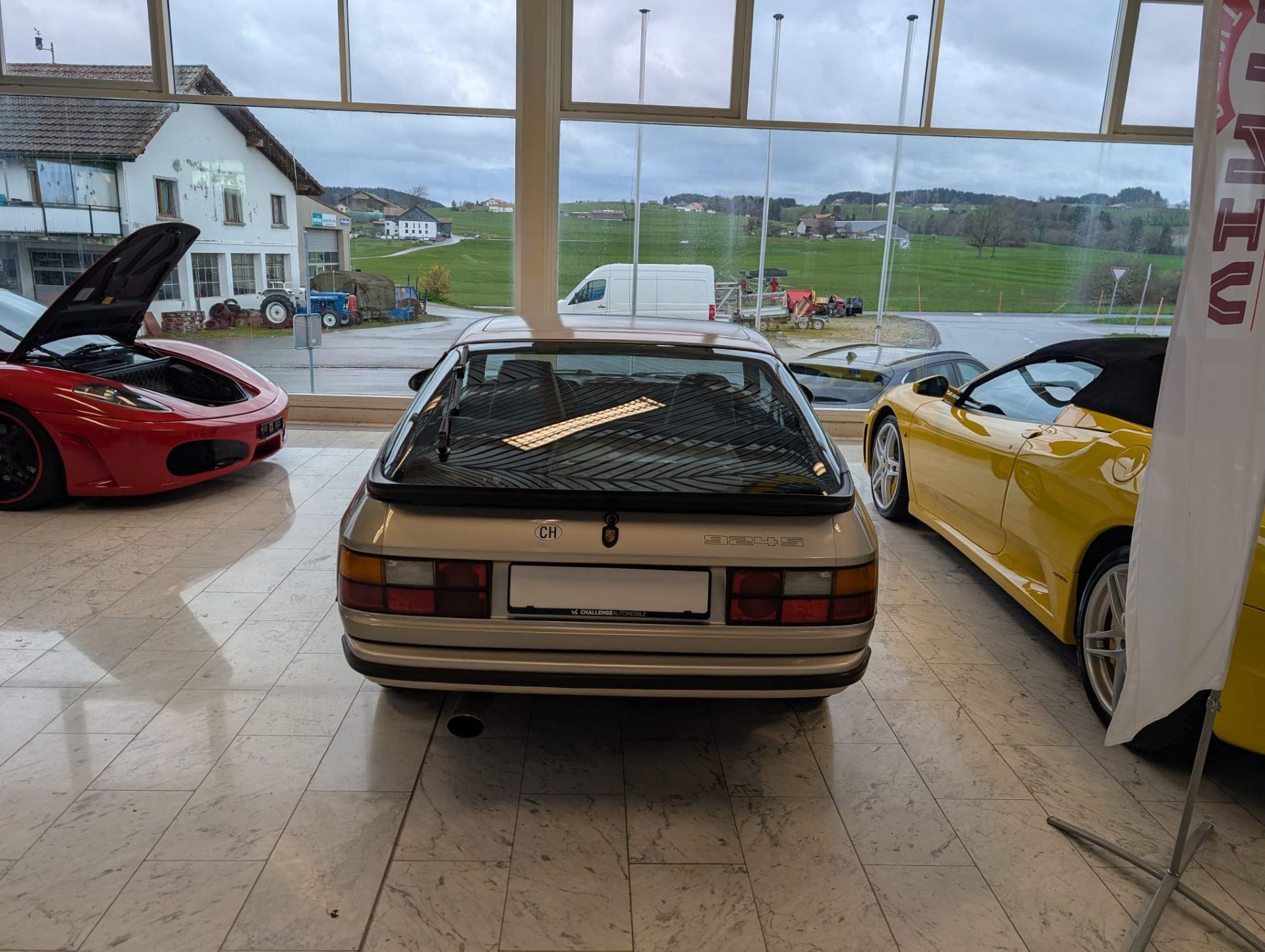 PORSCHE 924 S-image-3