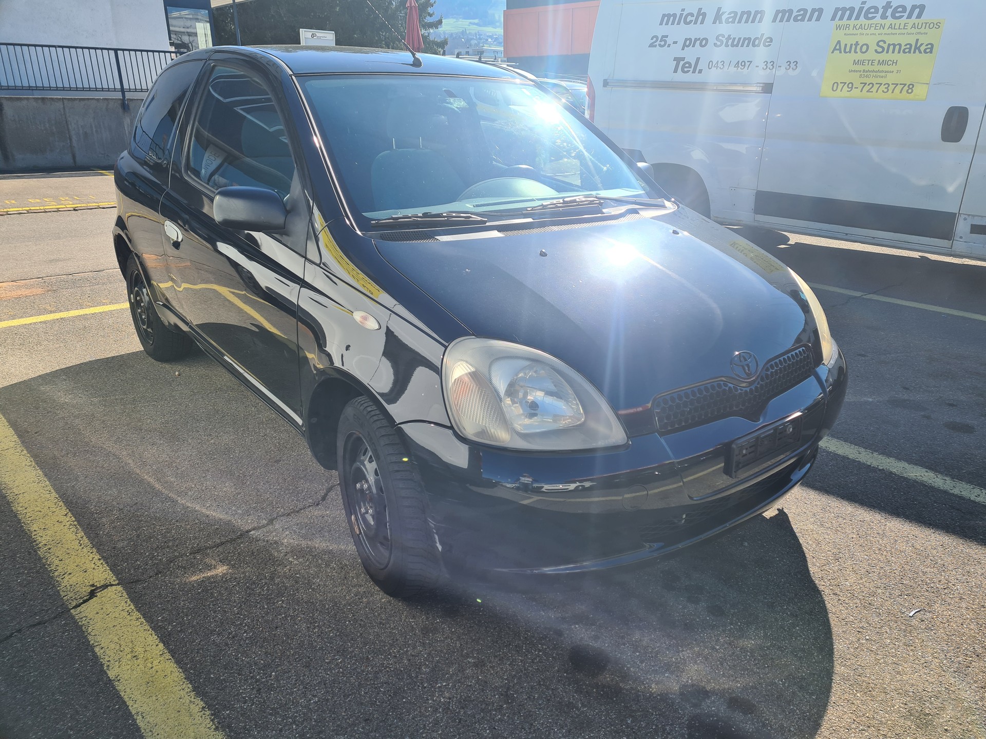 TOYOTA Yaris 1.3 Linea Sol-image-1