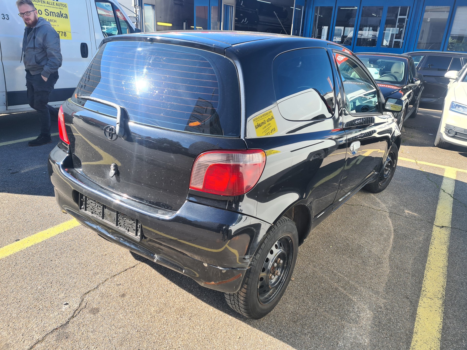 TOYOTA Yaris 1.3 Linea Sol-image-2