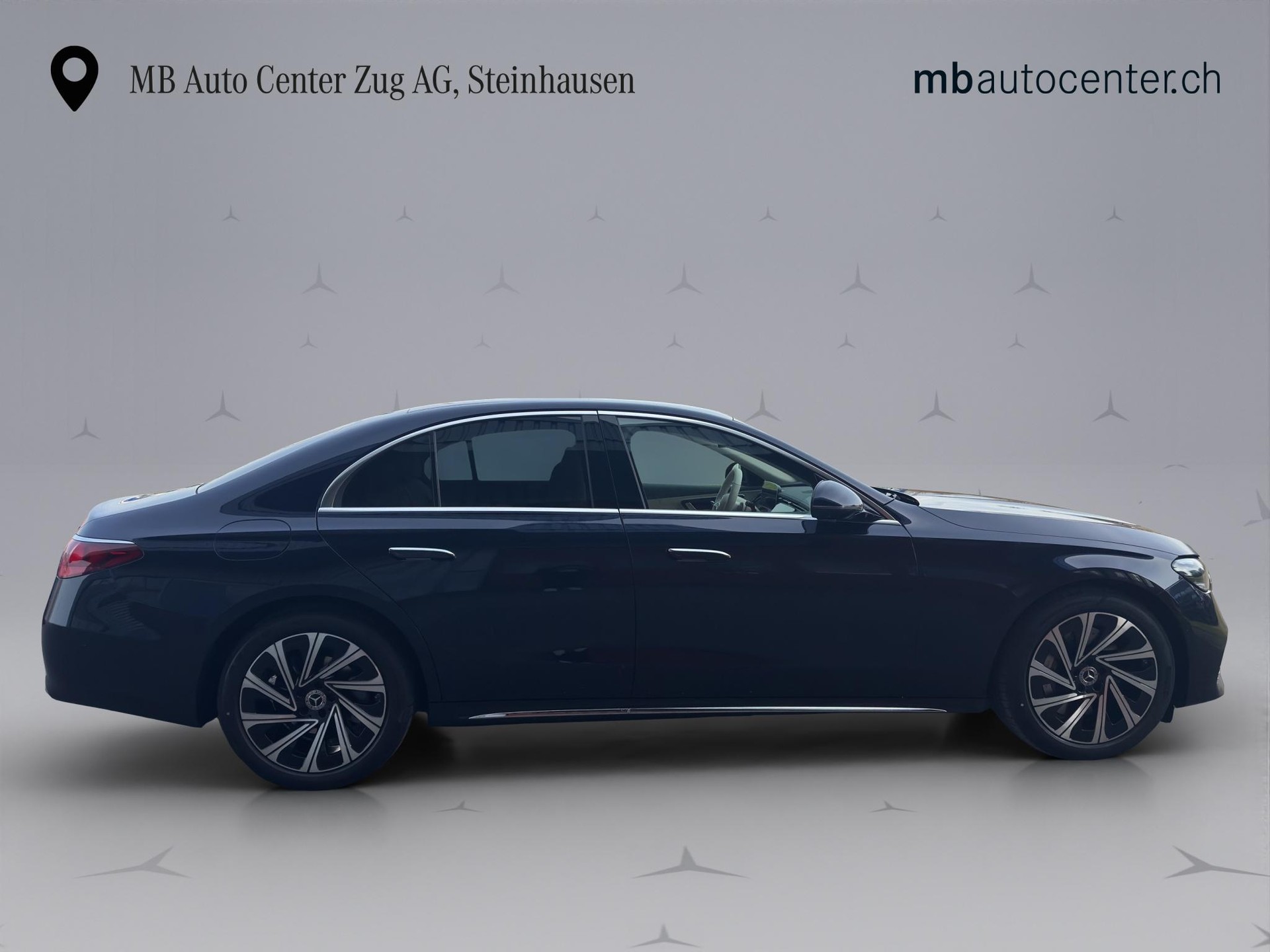 MERCEDES-BENZ E 220 d Avantgarde 4matic-image-6