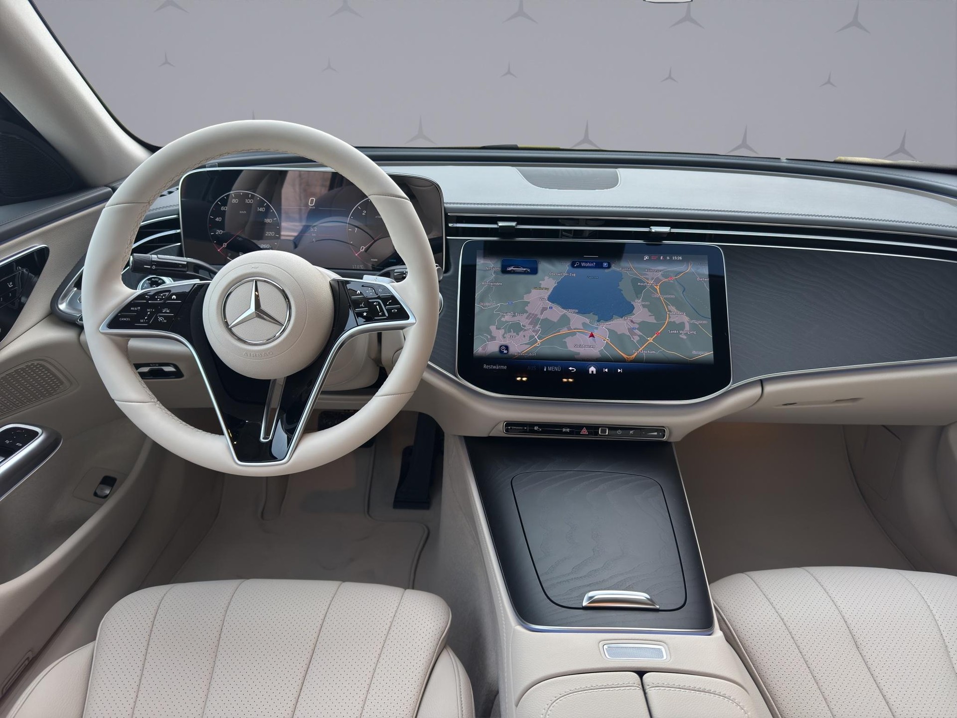 MERCEDES-BENZ E 220 d Avantgarde 4matic-image-13