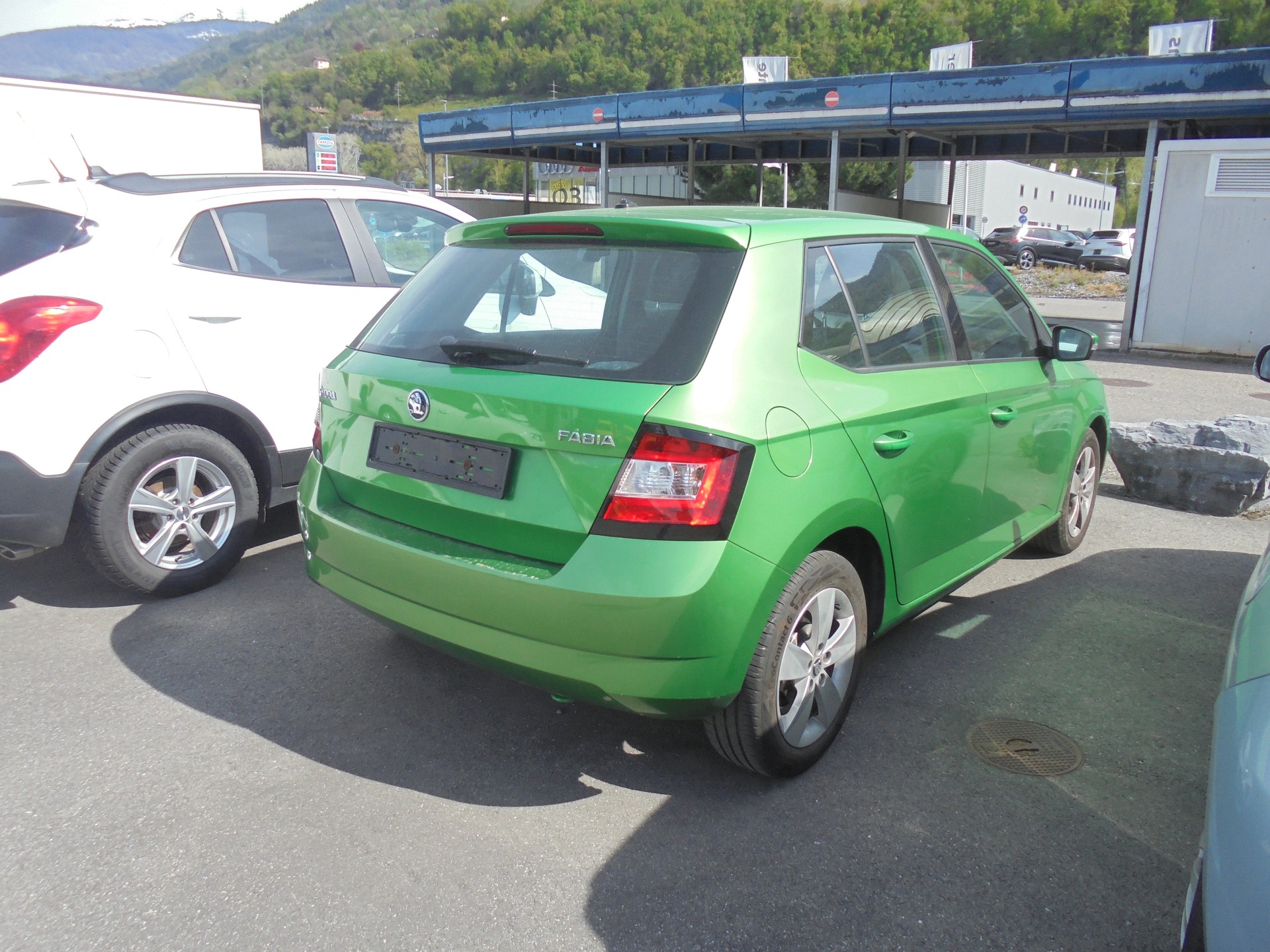 SKODA Fabia 1.2 TSI Ambition-image-5
