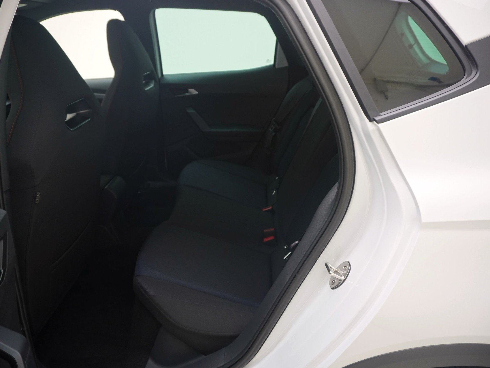 SEAT Arona 1.5 TSI FR DSG-image-12