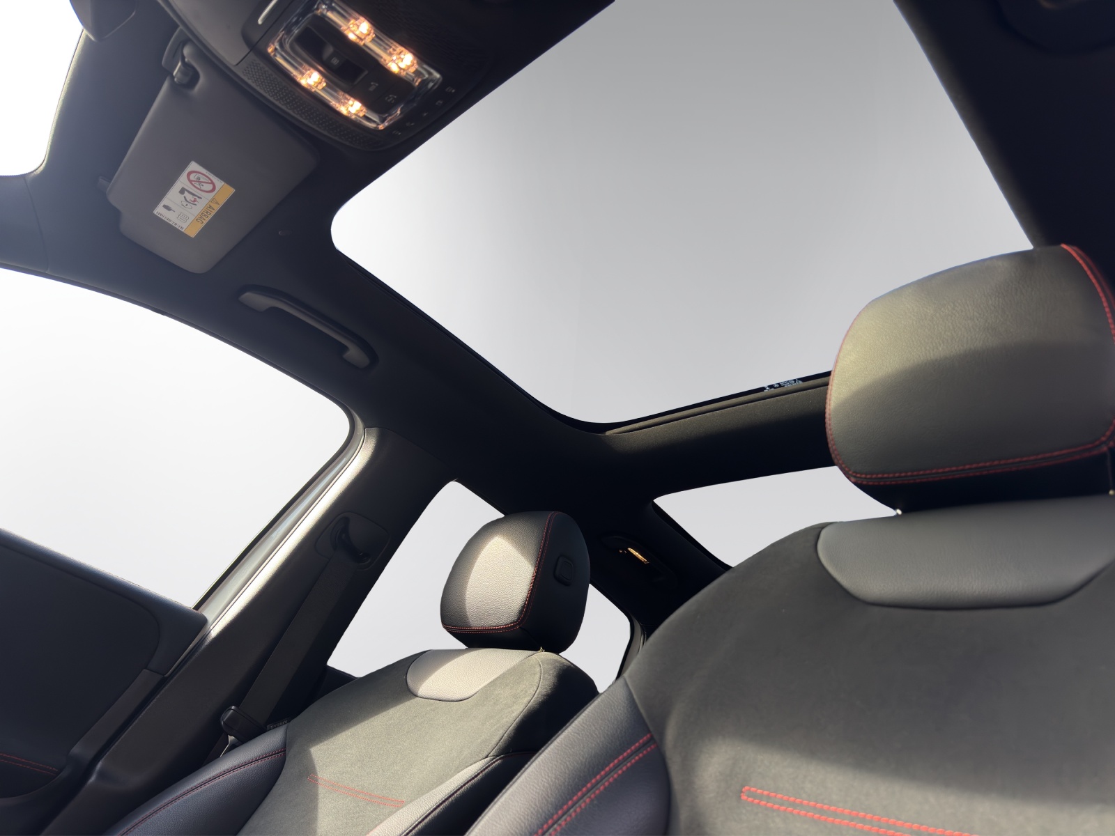 Image MERCEDES-BENZ B-250 B 250 4Matic AMG Line