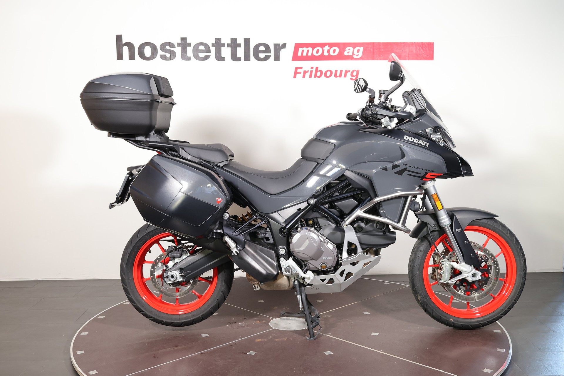 DUCATI Multistrada V2 S-showroom-element-1