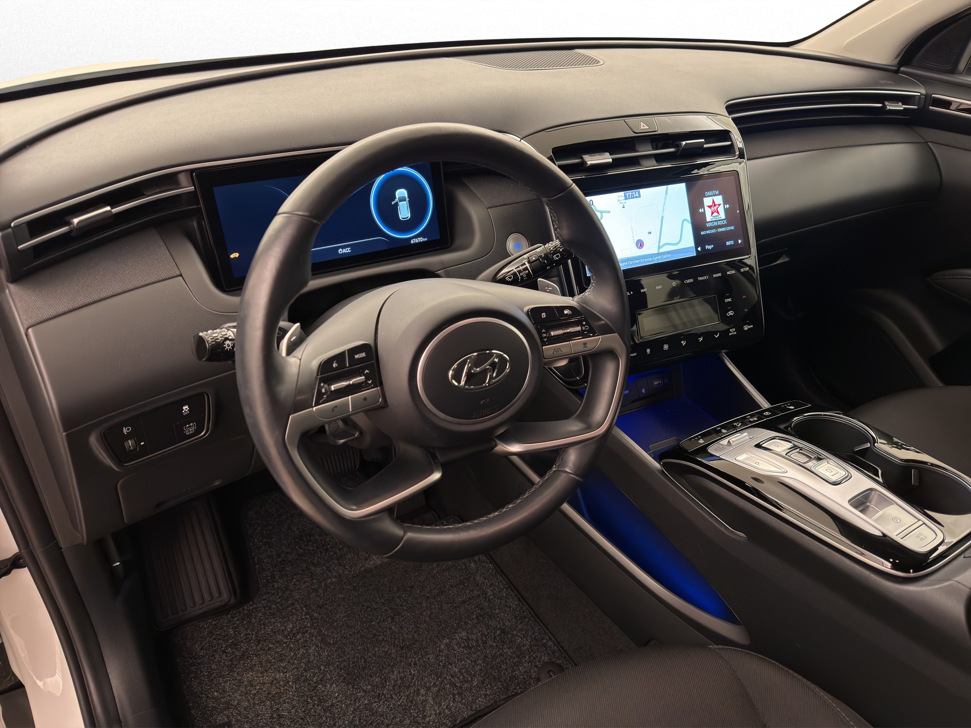 HYUNDAI Tucson 1.6 T-GDi HEV Amplia 4x4-image-14