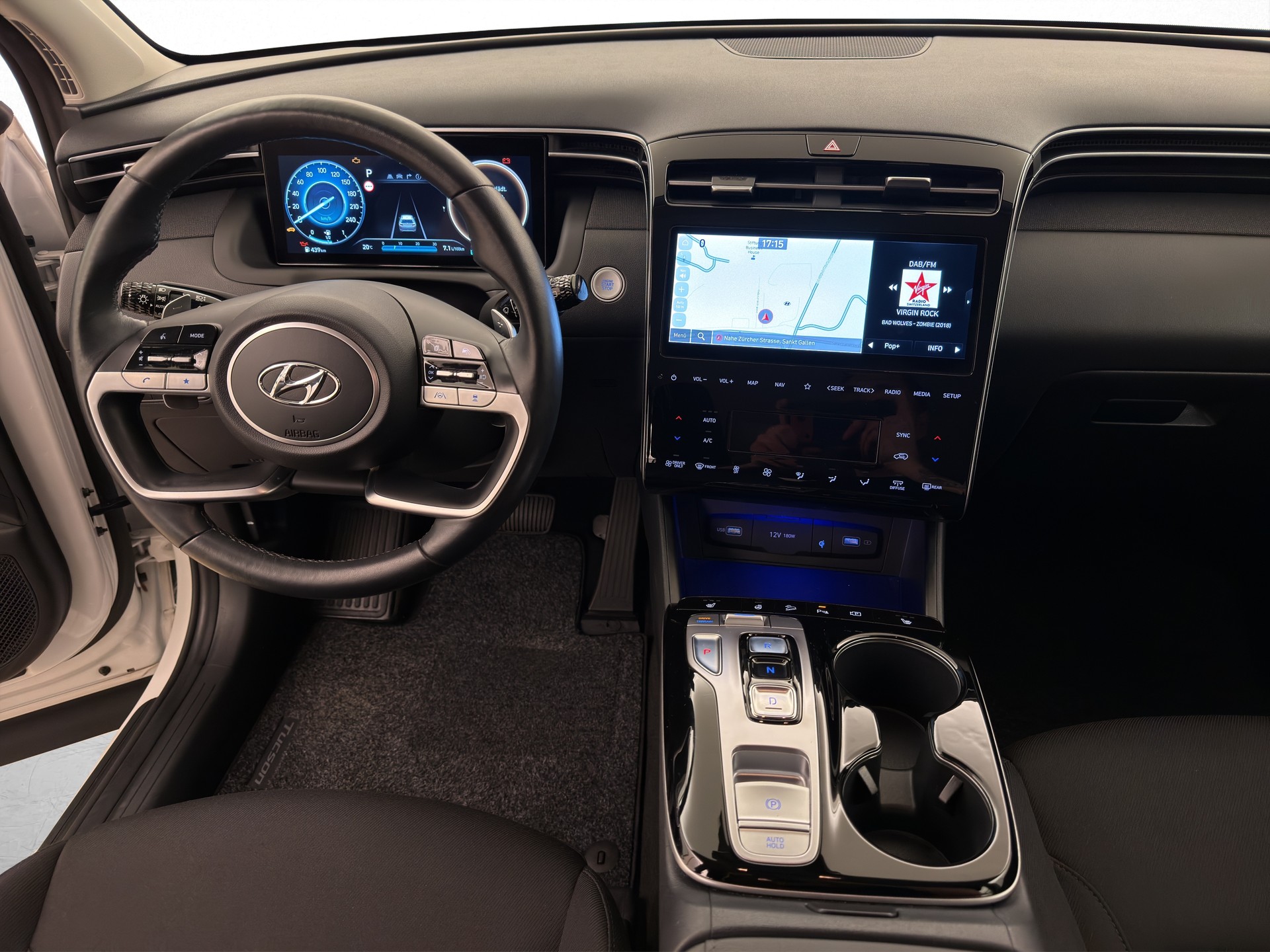 HYUNDAI Tucson 1.6 T-GDi HEV Amplia 4x4-image-9