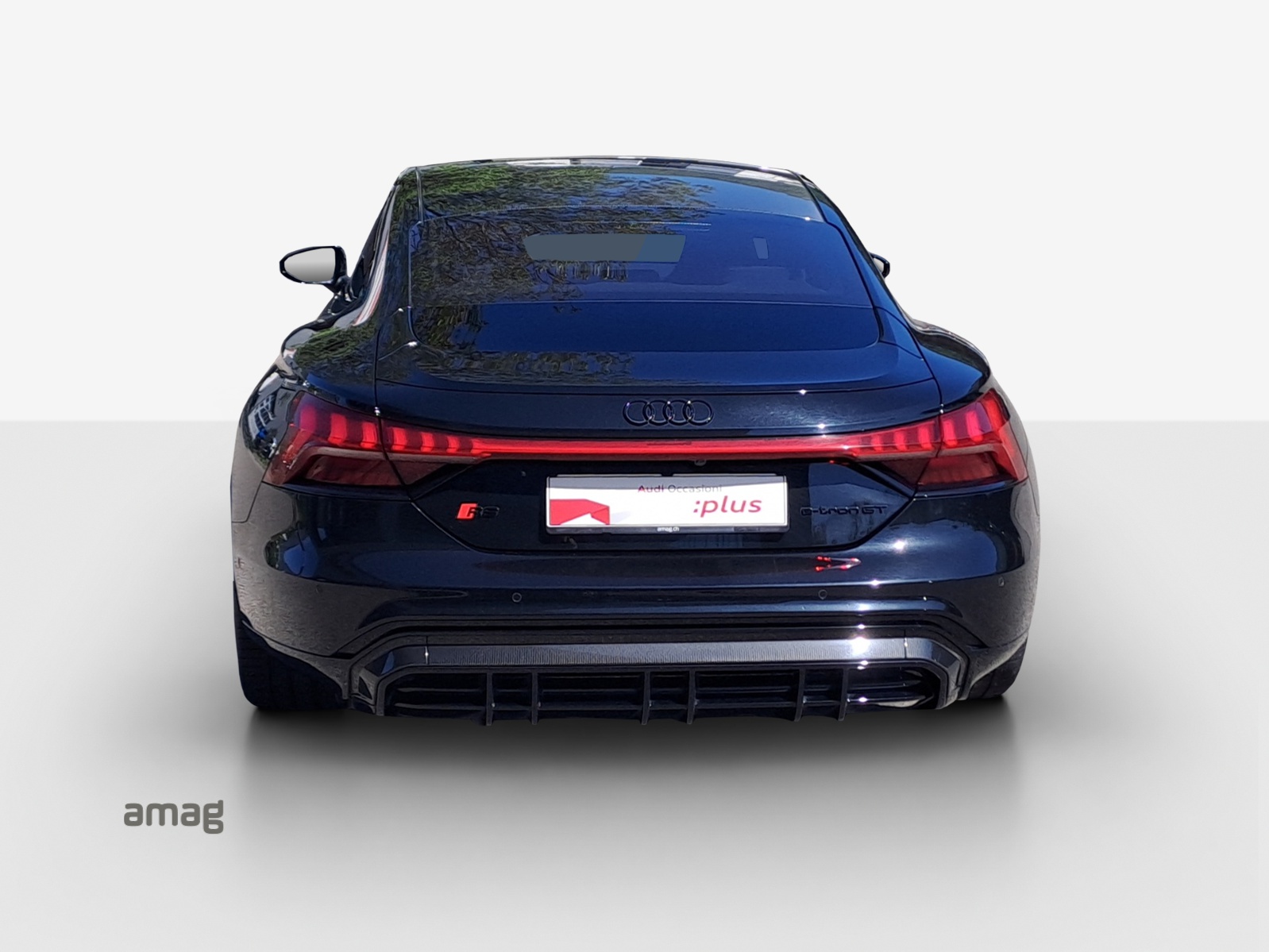 AUDI RS e-tron GT quattro-image-4