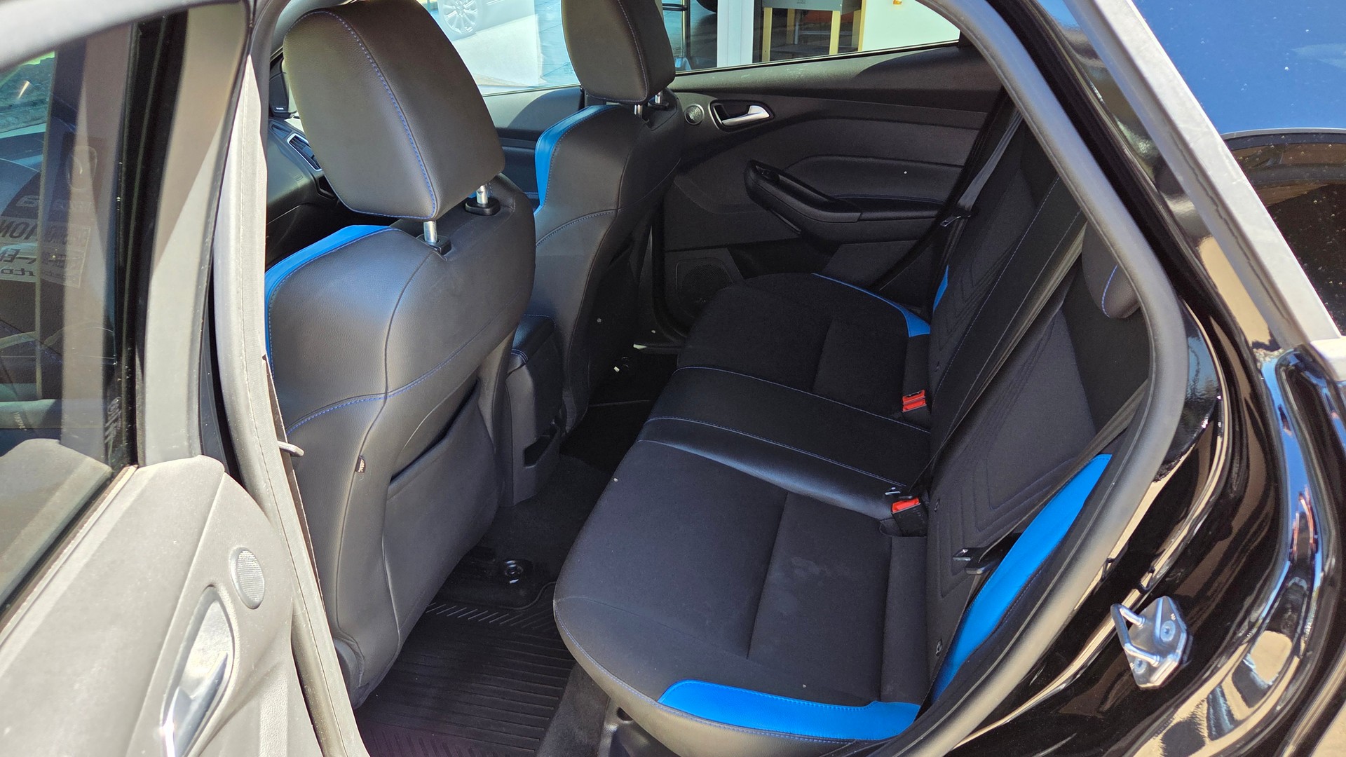 FORD Focus 2.3 EcoBoost RS AWD-image-8