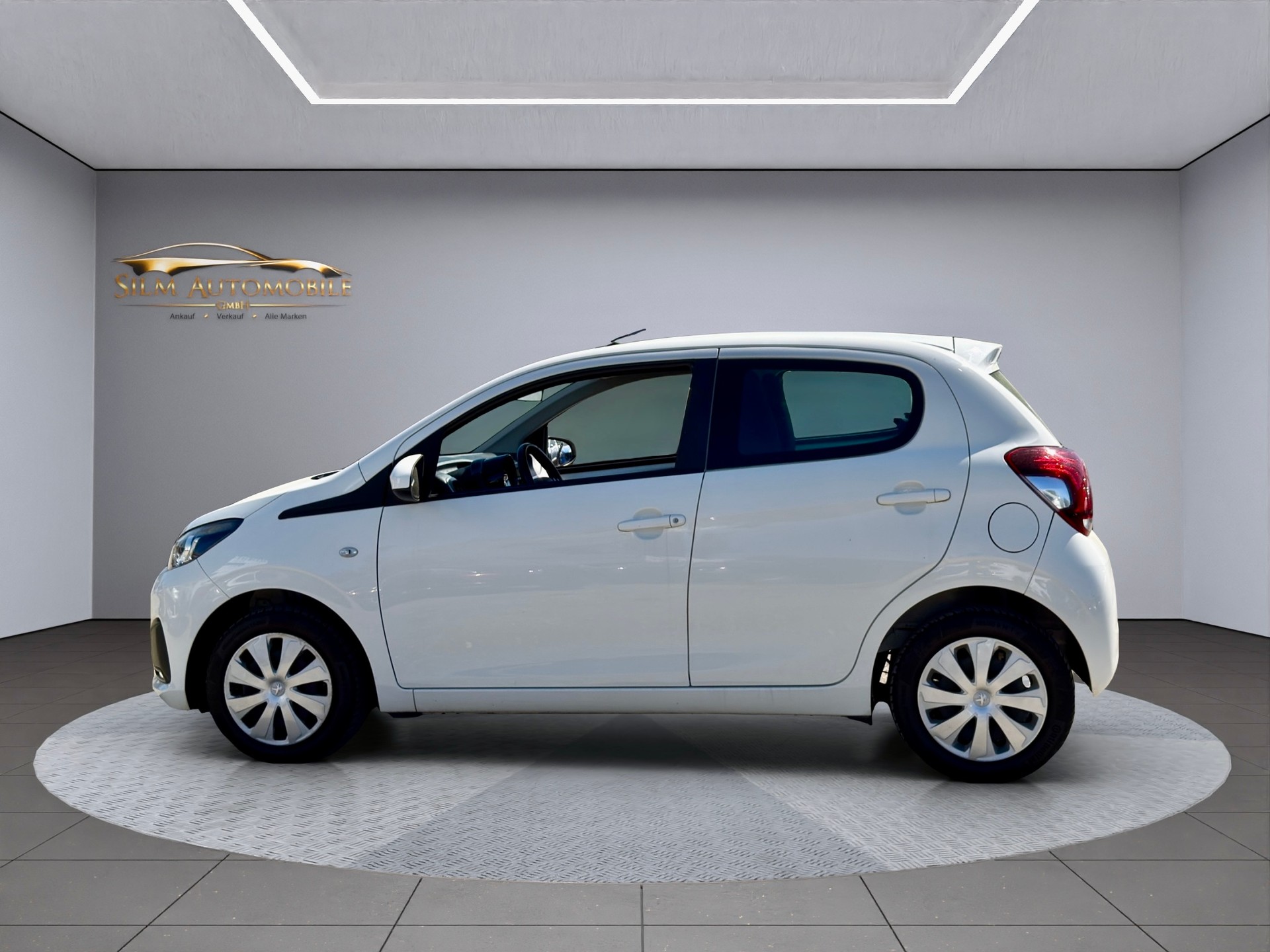 PEUGEOT 108 1.0 VTi Allure Top Automat-image-4