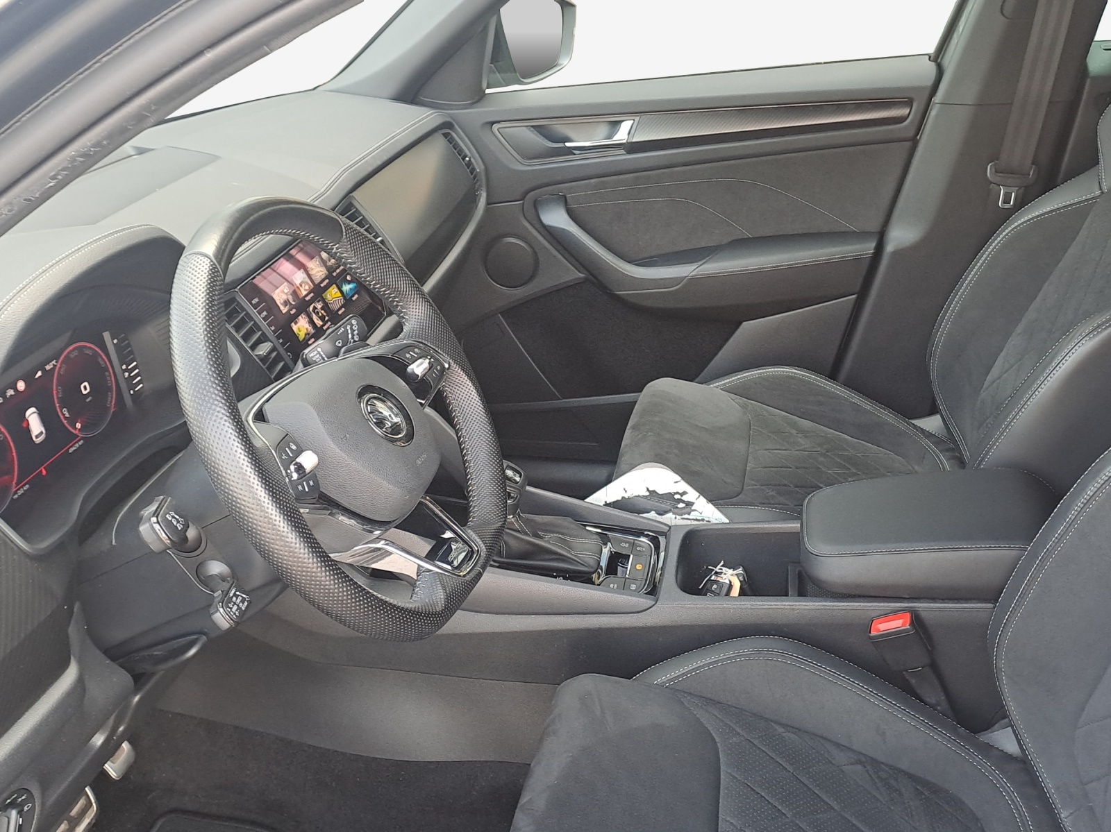 SKODA Kodiaq 2.0 TSI 4x4 SportLine-image-7