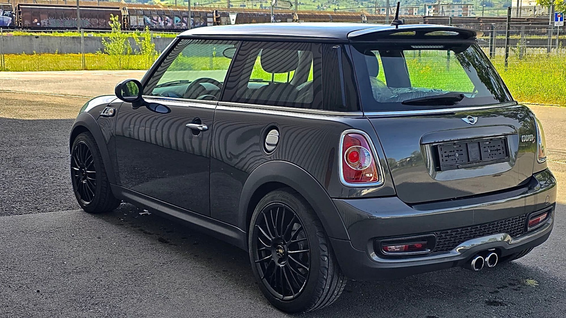 MINI Cooper S-image-3