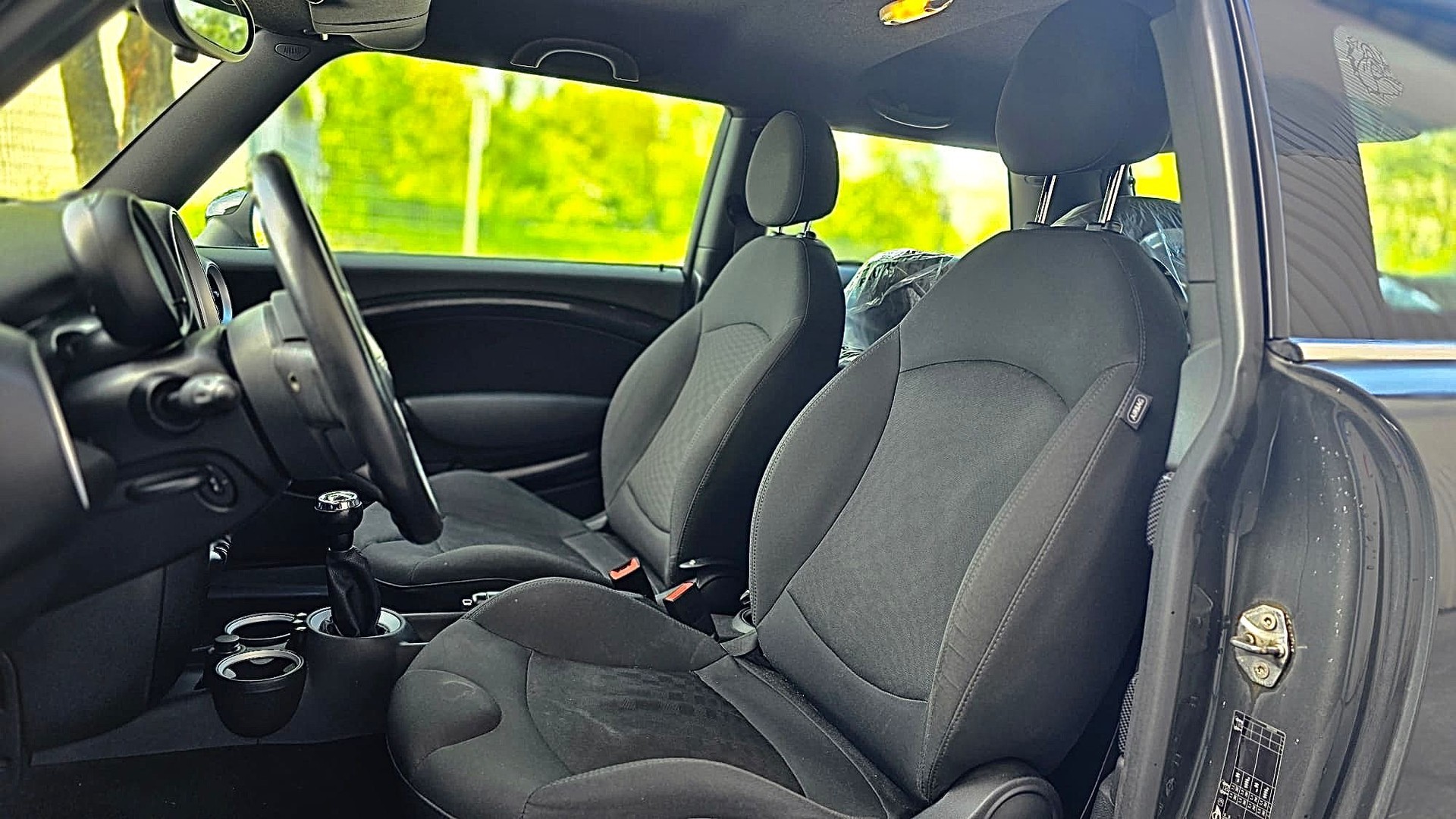 MINI Cooper S-image-9