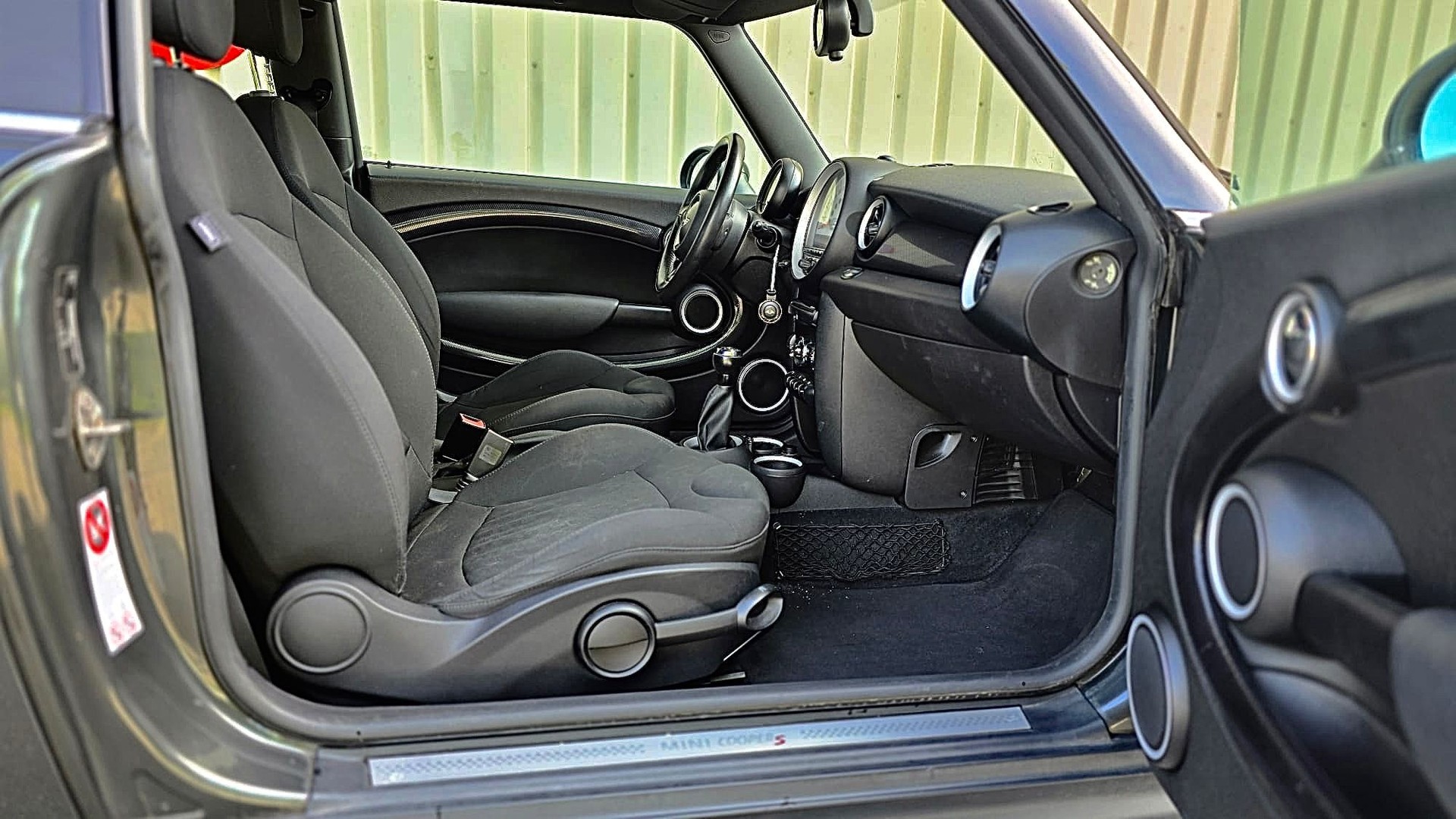 MINI Cooper S-image-8