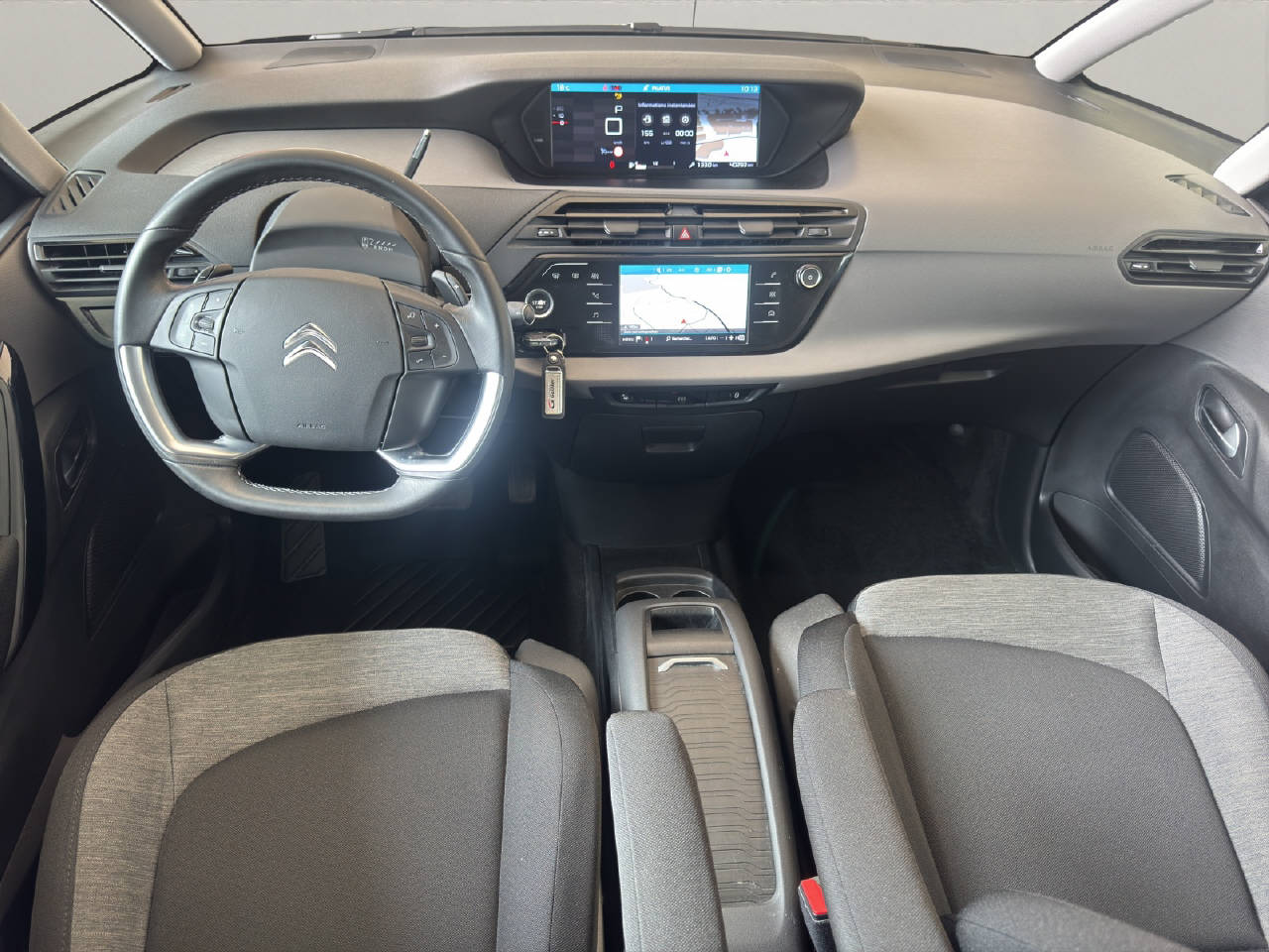 CITROEN C4 Picasso 1.2 PureTech 130PS Shine Automat-image-10