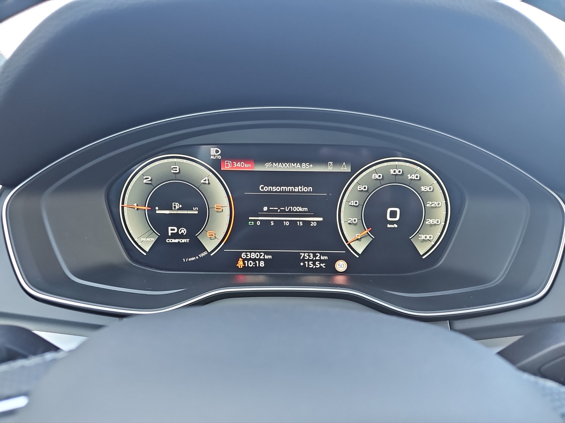 AUDI Q5 2.0 40 TDI S Line quattro S-Tronic-image-8
