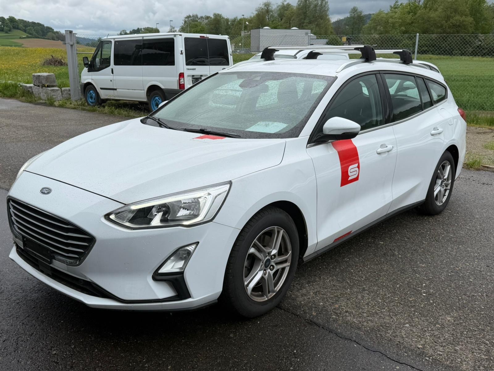 FORD Focus 1.0 SCTi Trend+ Automatic-image-2