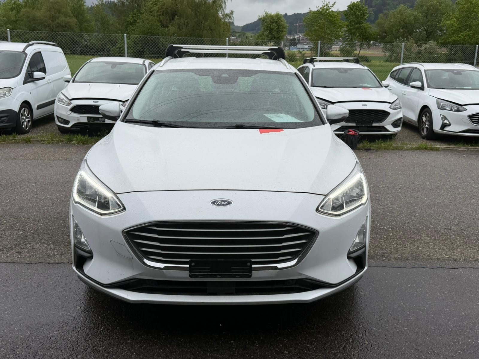 FORD Focus 1.0 SCTi Trend+ Automatic-image-0