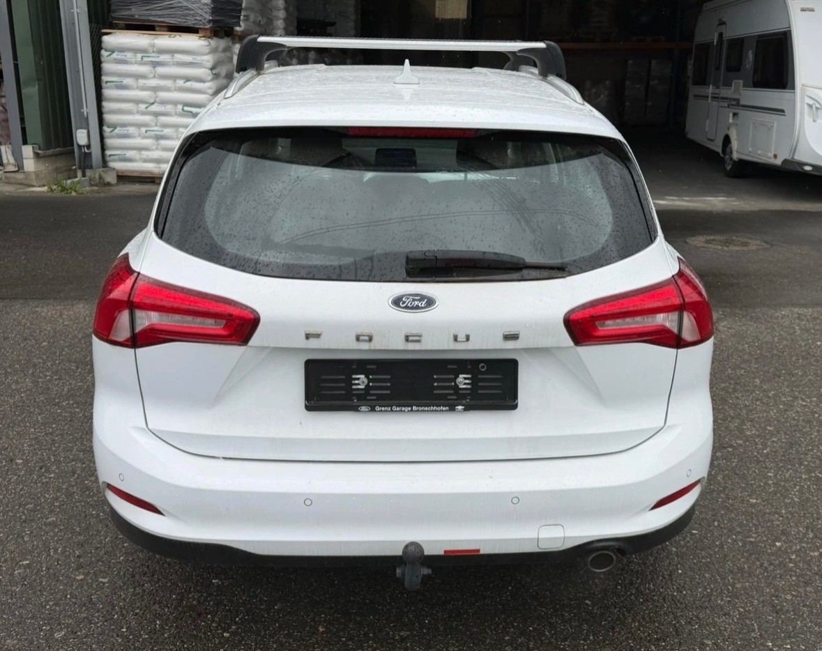 FORD Focus 1.0 SCTi Trend+ Automatic-showroom-element-3
