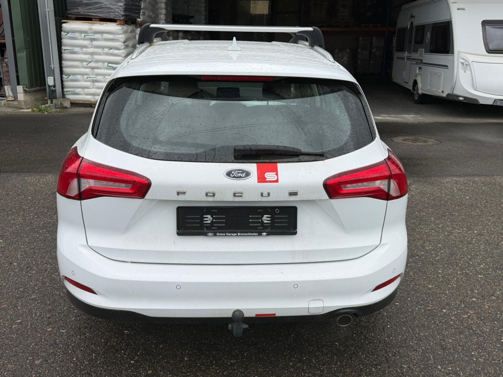 FORD Focus 1.0 SCTi Trend+ Automatic-image-7